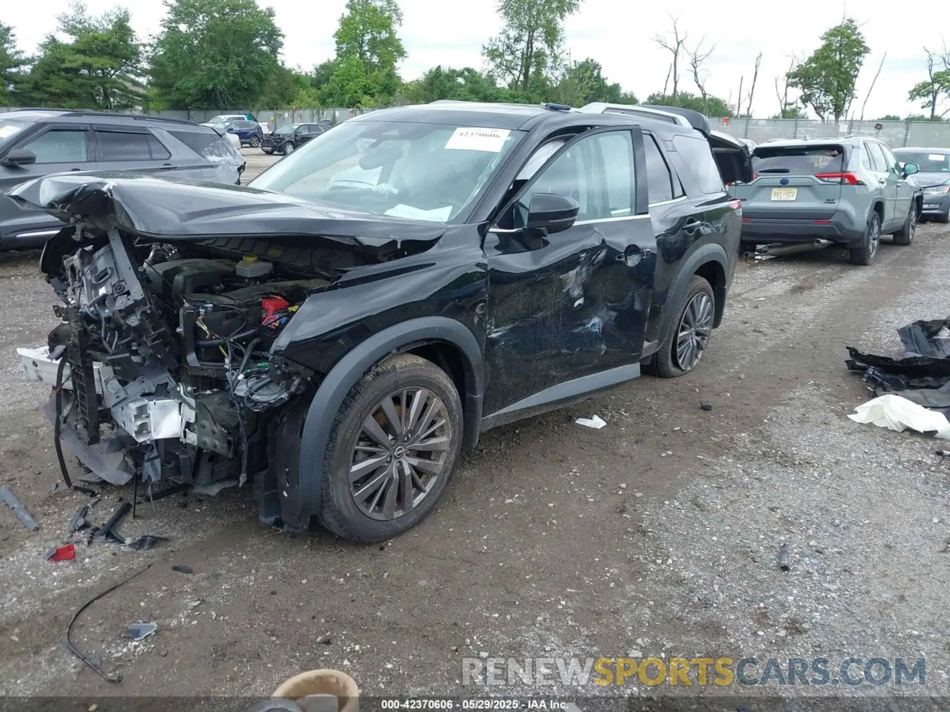 2 fotografías del automóvil dañado 5N1DR3CE2NC225098 NISSAN PATHFINDER 2022