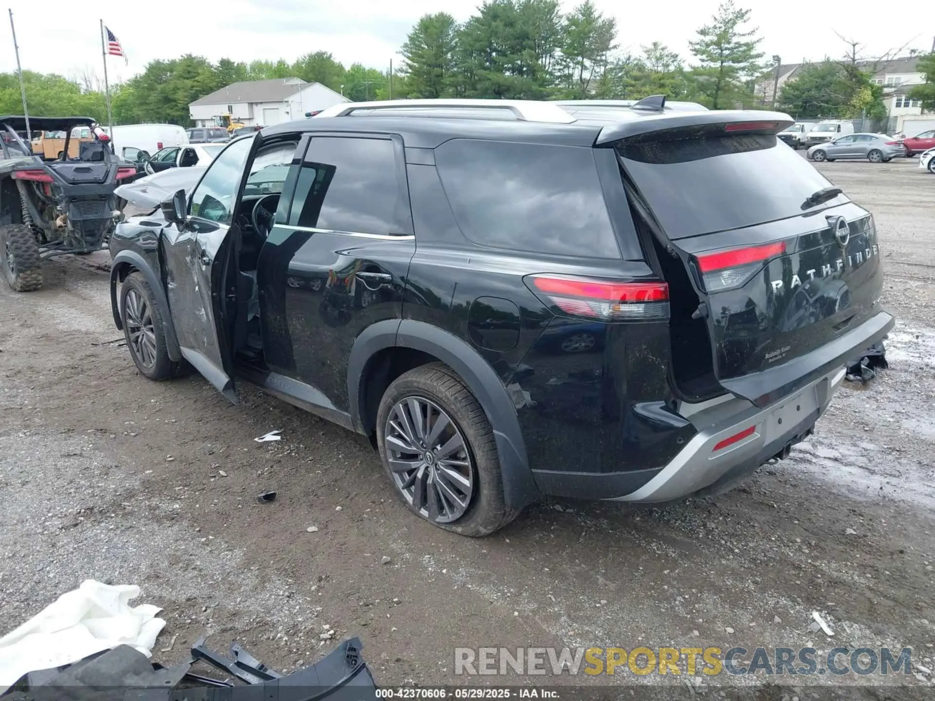 3 fotografías del automóvil dañado 5N1DR3CE2NC225098 NISSAN PATHFINDER 2022
