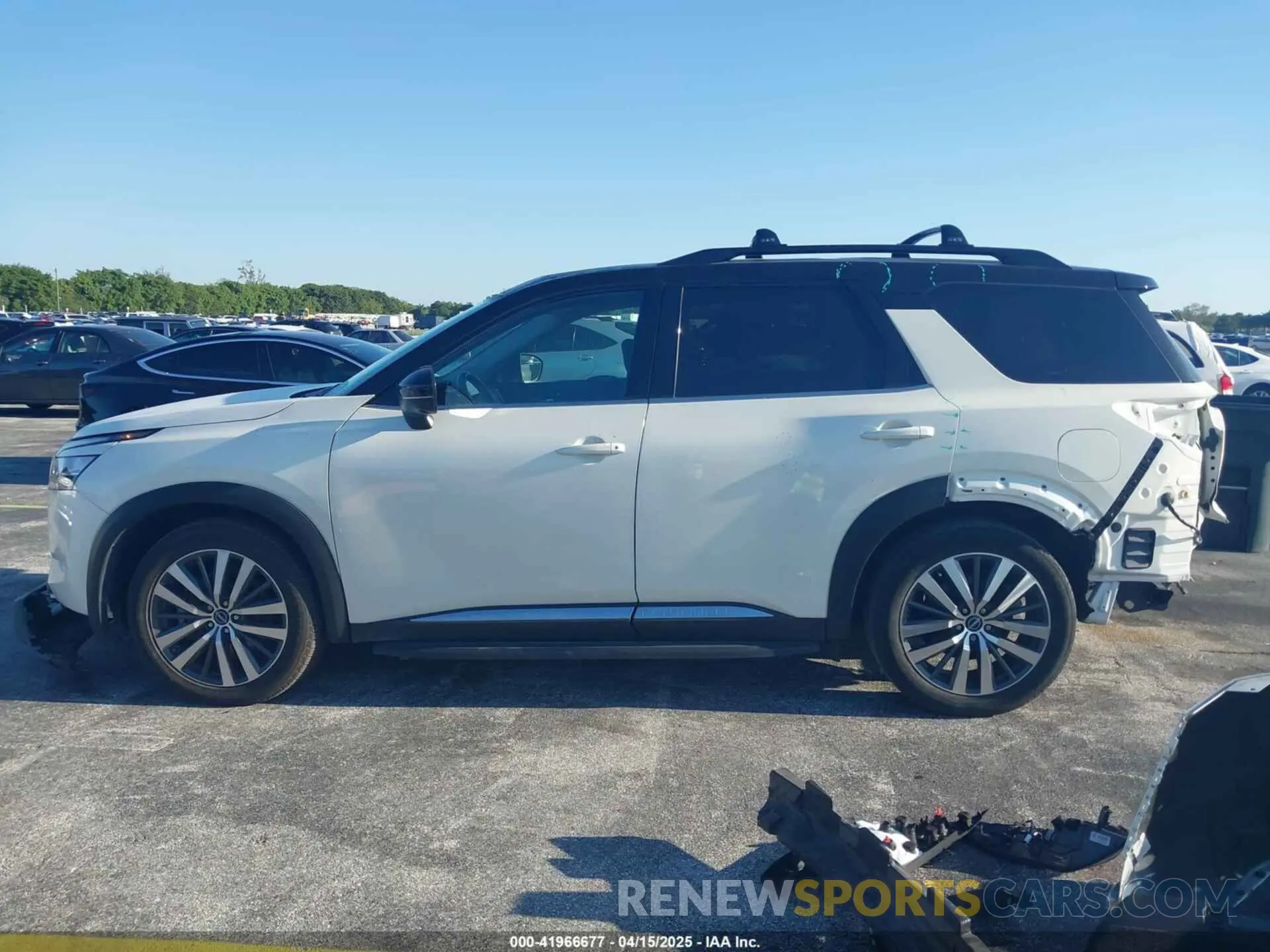 15 fotografías del automóvil dañado 5N1DR3DG2NC248445 NISSAN PATHFINDER 2022