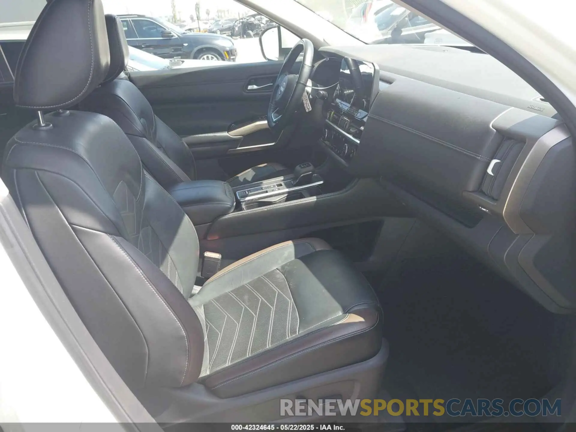 5 fotografías del automóvil dañado 5N1DR3DH9NC248614 NISSAN PATHFINDER 2022