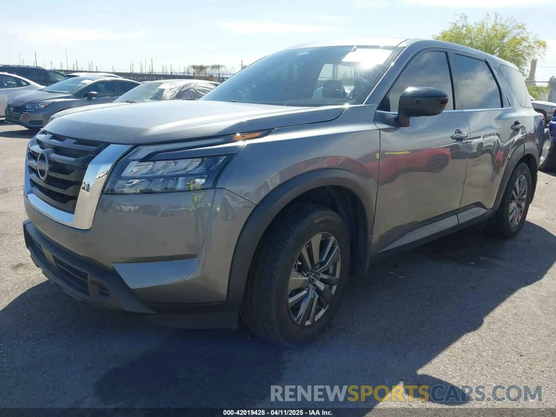 2 fotografías del automóvil dañado 5N1DR3AA9PC256805 NISSAN PATHFINDER 2023