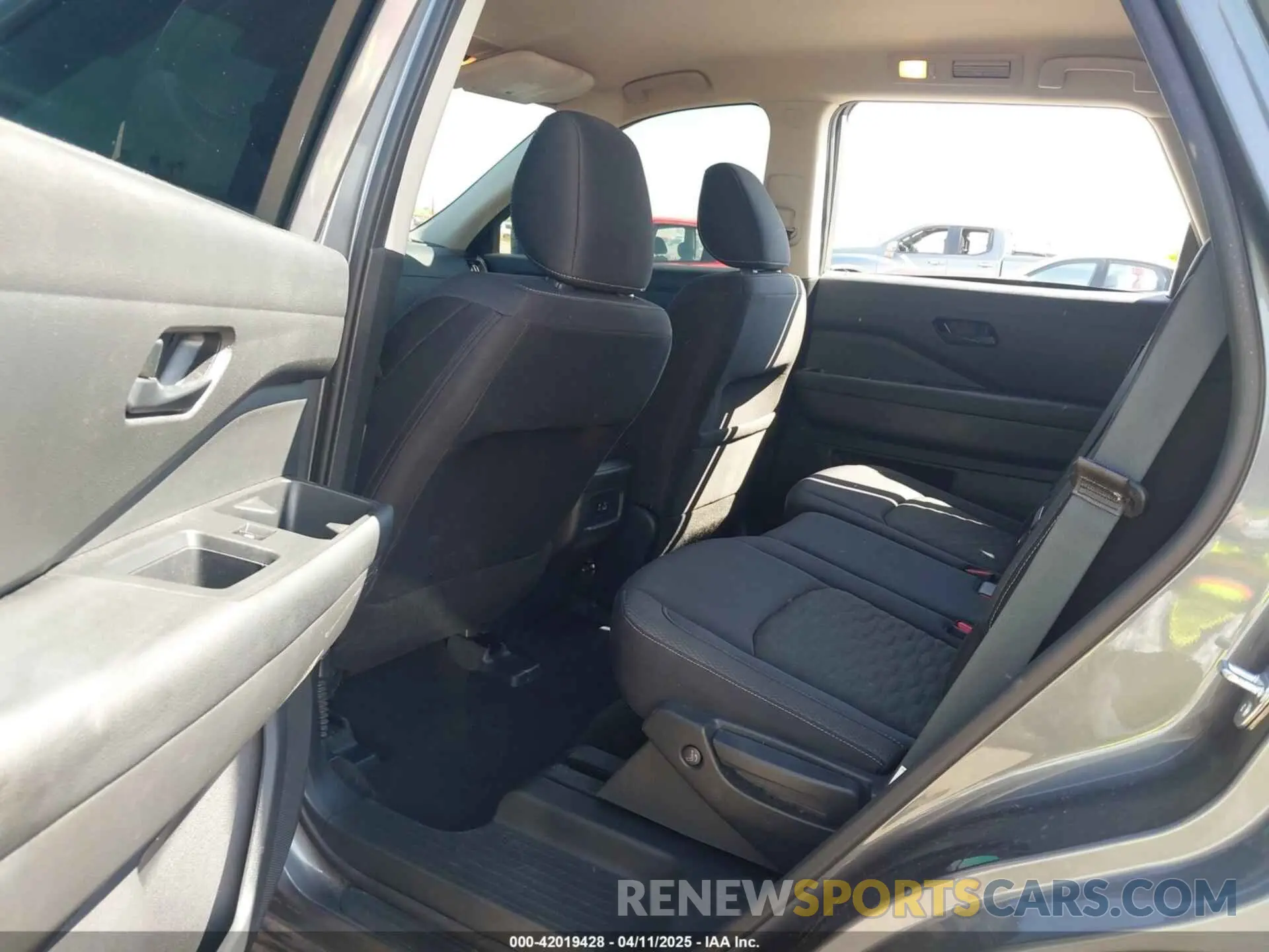 8 fotografías del automóvil dañado 5N1DR3AA9PC256805 NISSAN PATHFINDER 2023