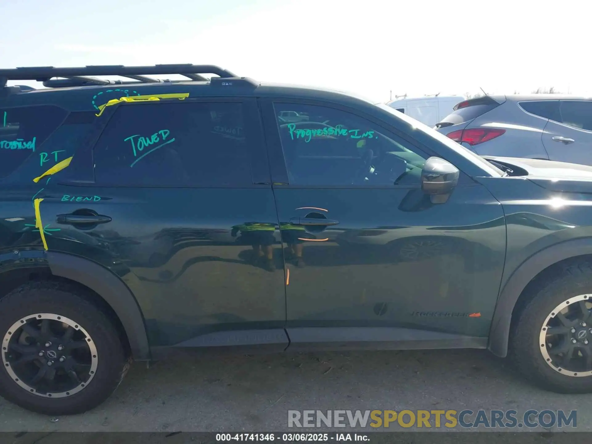 14 fotografías del automóvil dañado 5N1DR3BD1PC237447 NISSAN PATHFINDER 2023