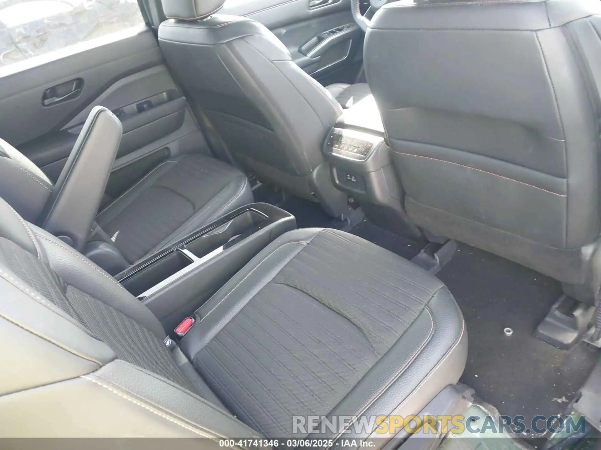 8 fotografías del automóvil dañado 5N1DR3BD1PC237447 NISSAN PATHFINDER 2023