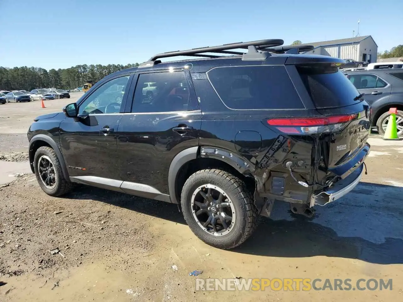 2 fotografías del automóvil dañado 5N1DR3BD9PC230150 NISSAN PATHFINDER 2023