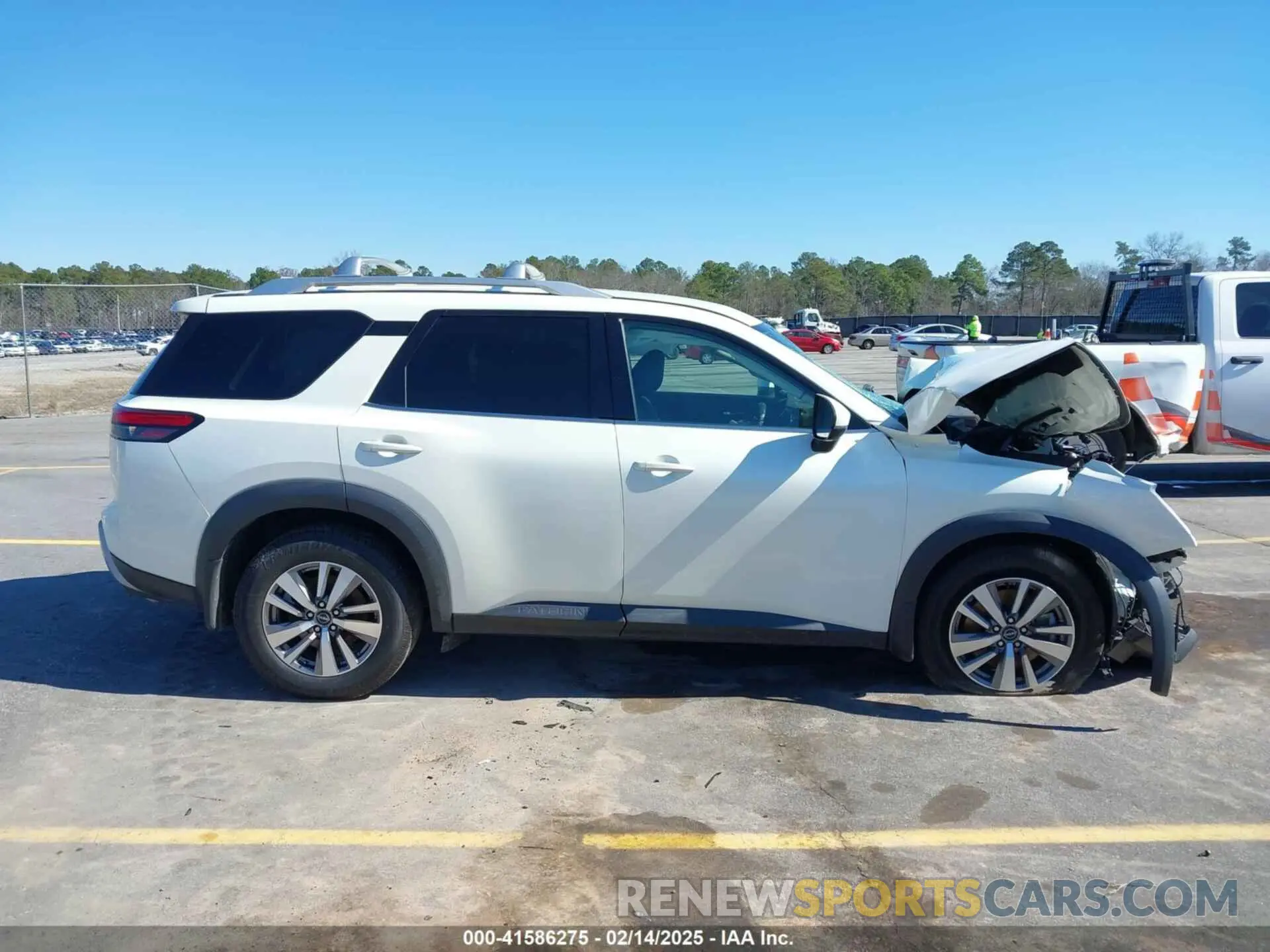 12 fotografías del automóvil dañado 5N1DR3CA5PC233874 NISSAN PATHFINDER 2023