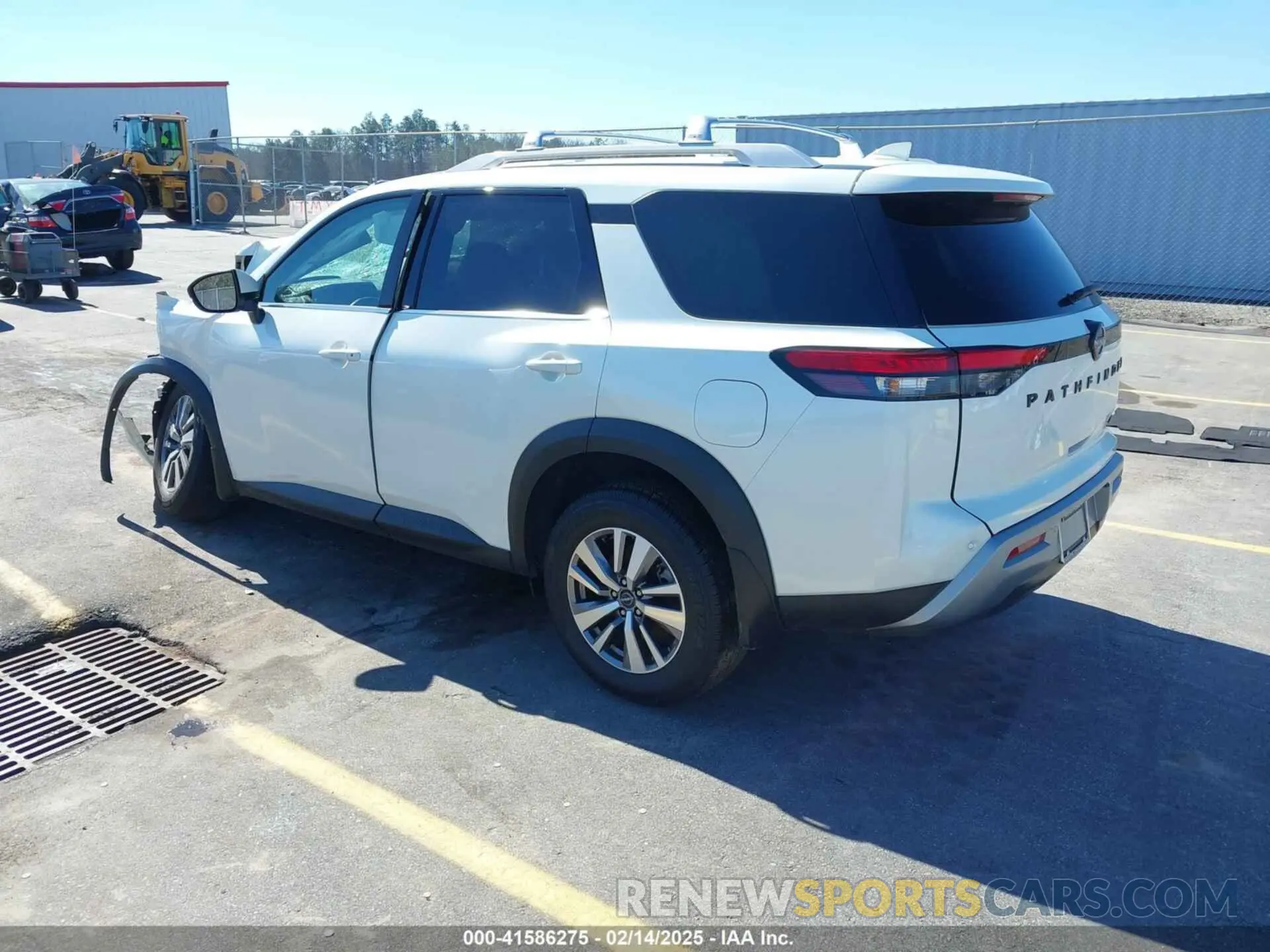 3 fotografías del automóvil dañado 5N1DR3CA5PC233874 NISSAN PATHFINDER 2023