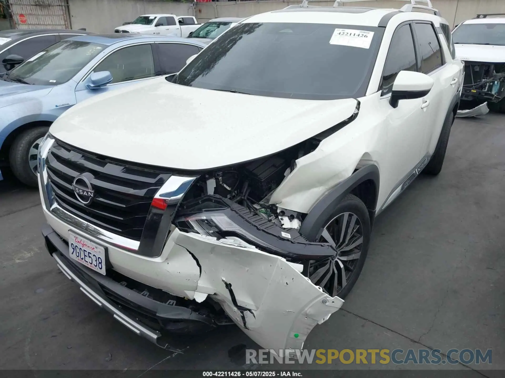 2 fotografías del automóvil dañado 5N1DR3DG0PC255834 NISSAN PATHFINDER 2023