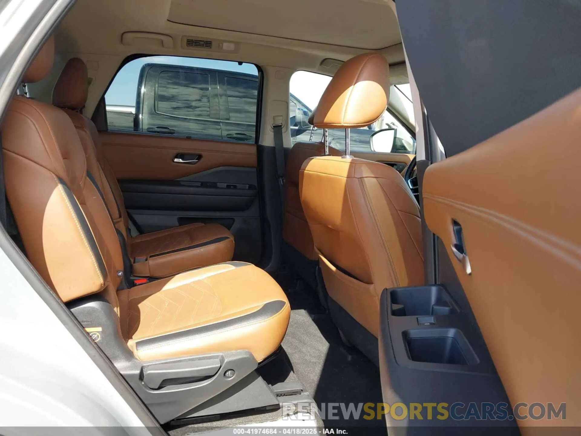 8 fotografías del automóvil dañado 5N1DR3DH9PC248888 NISSAN PATHFINDER 2023