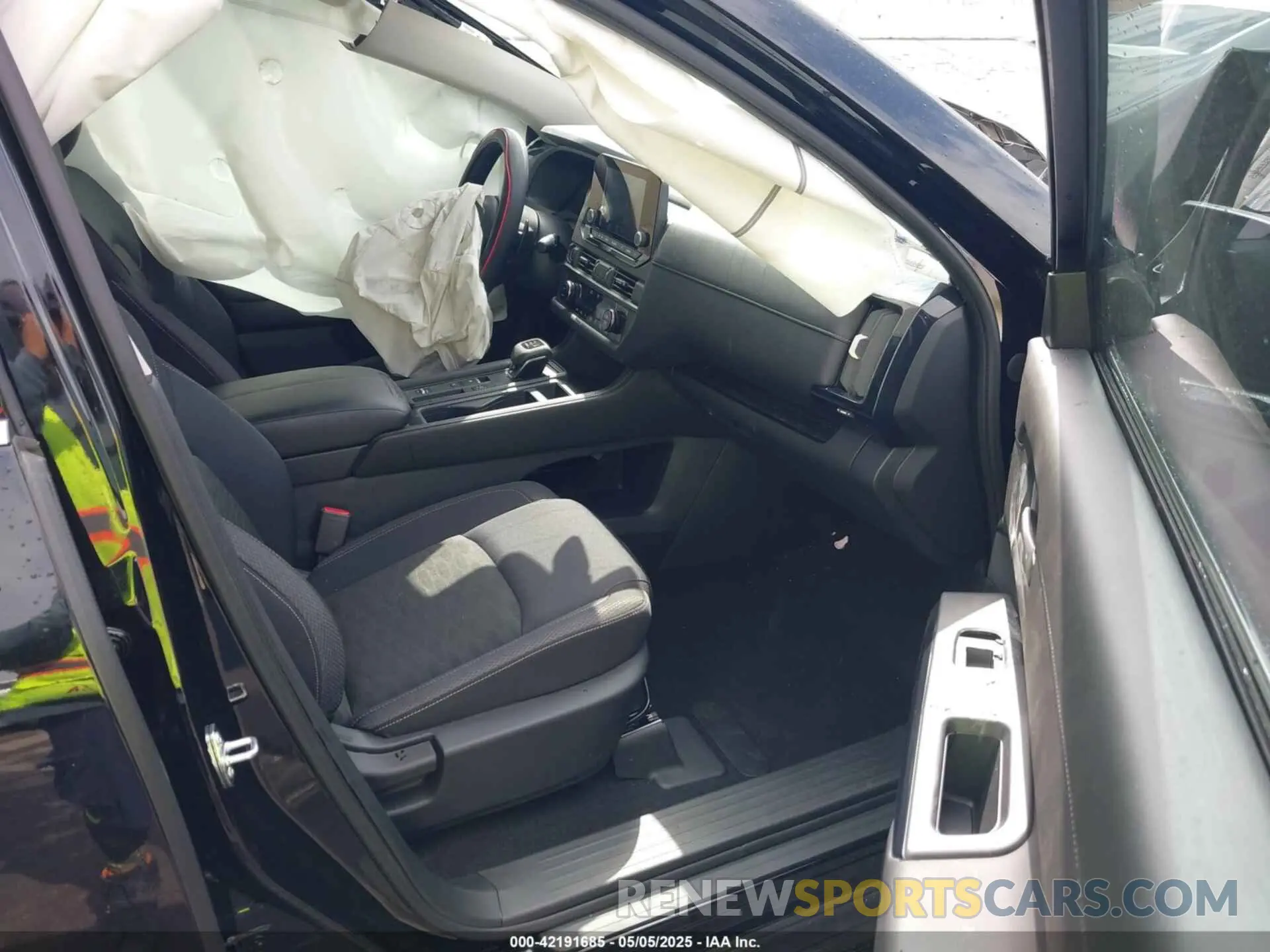 5 fotografías del automóvil dañado 5N1DR3AA5RC307252 NISSAN PATHFINDER 2024