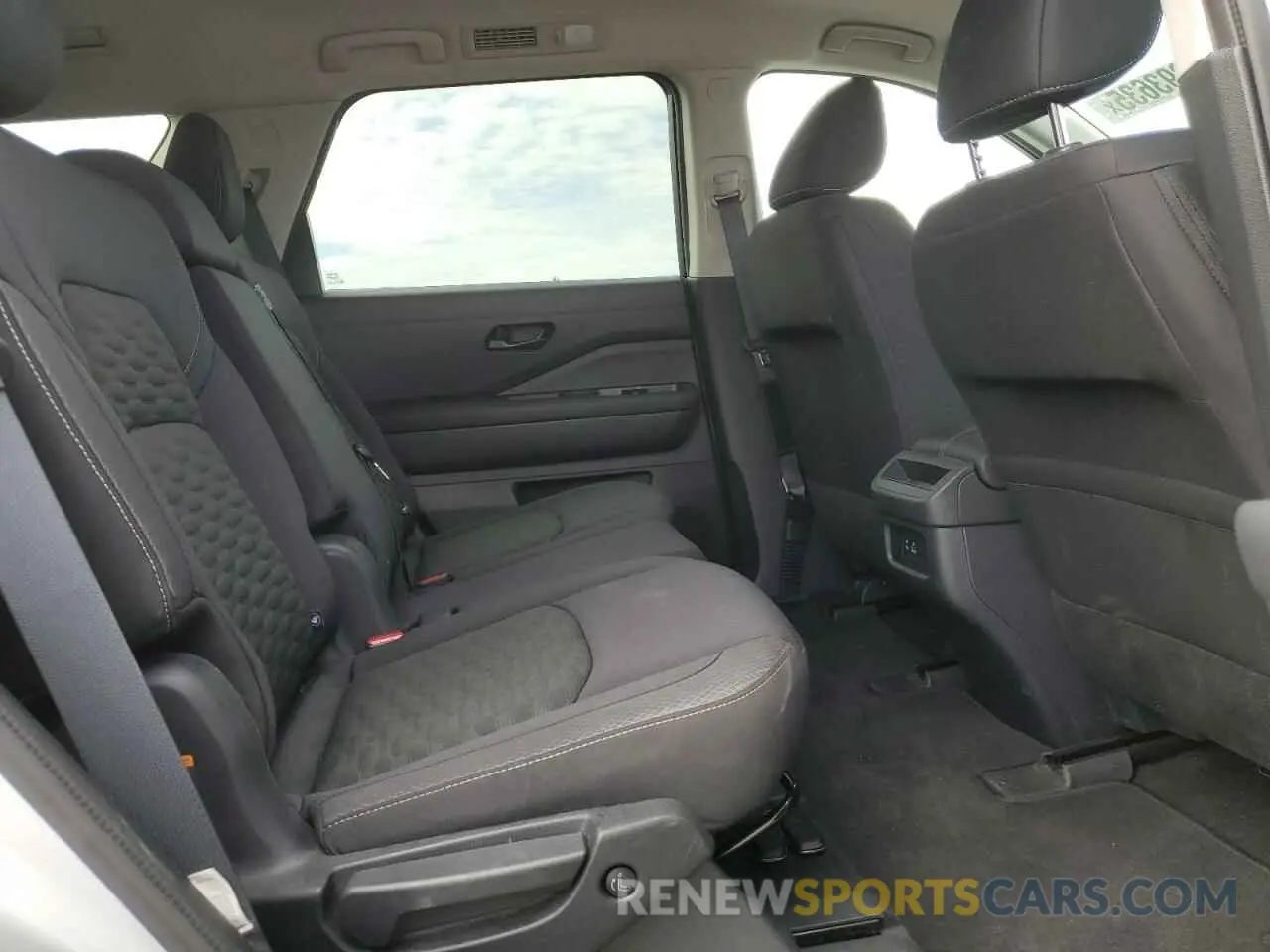 11 fotografías del automóvil dañado 5N1DR3AC2RC276348 NISSAN PATHFINDER 2024