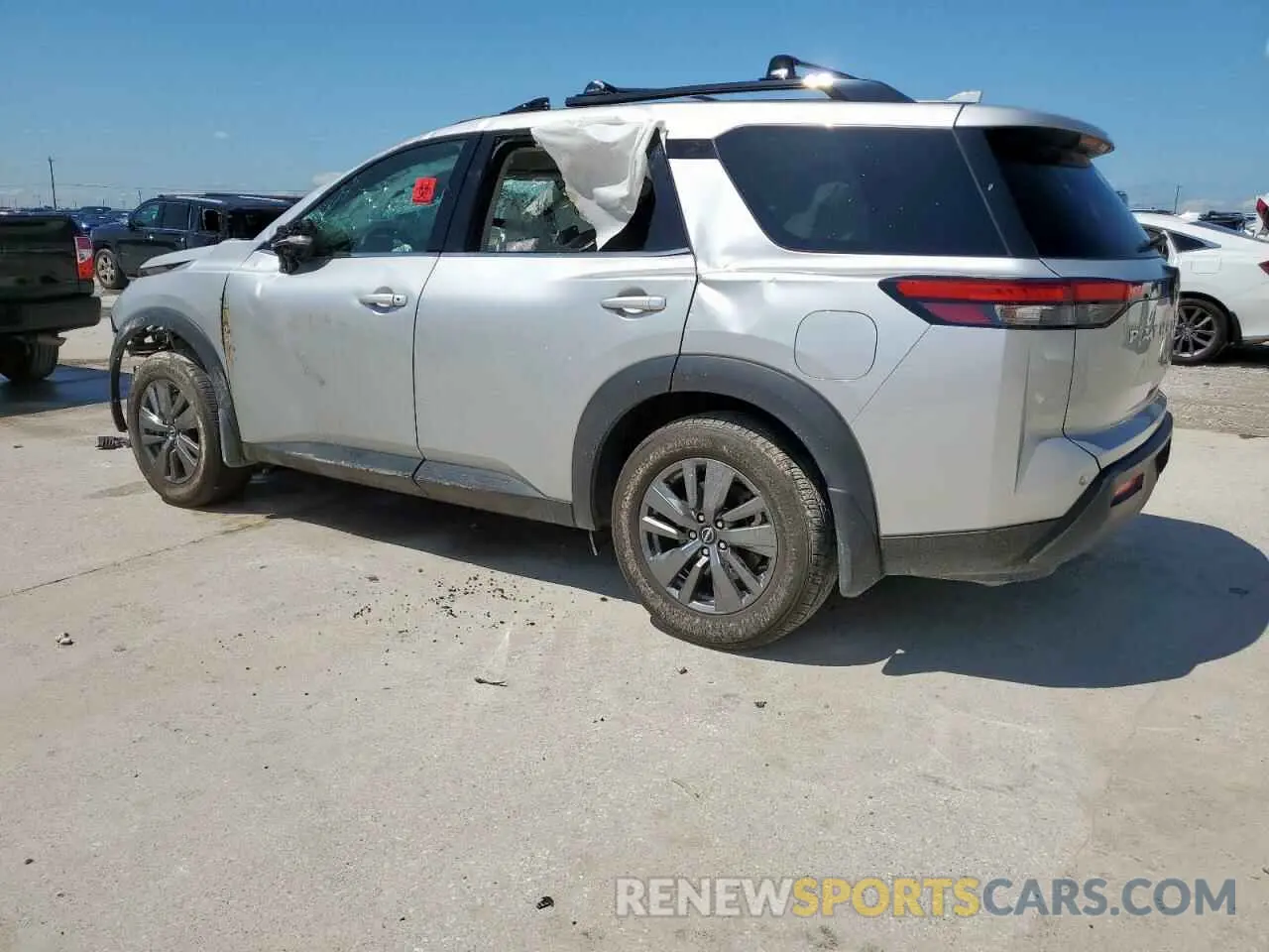 2 fotografías del automóvil dañado 5N1DR3BAXRC201586 NISSAN PATHFINDER 2024