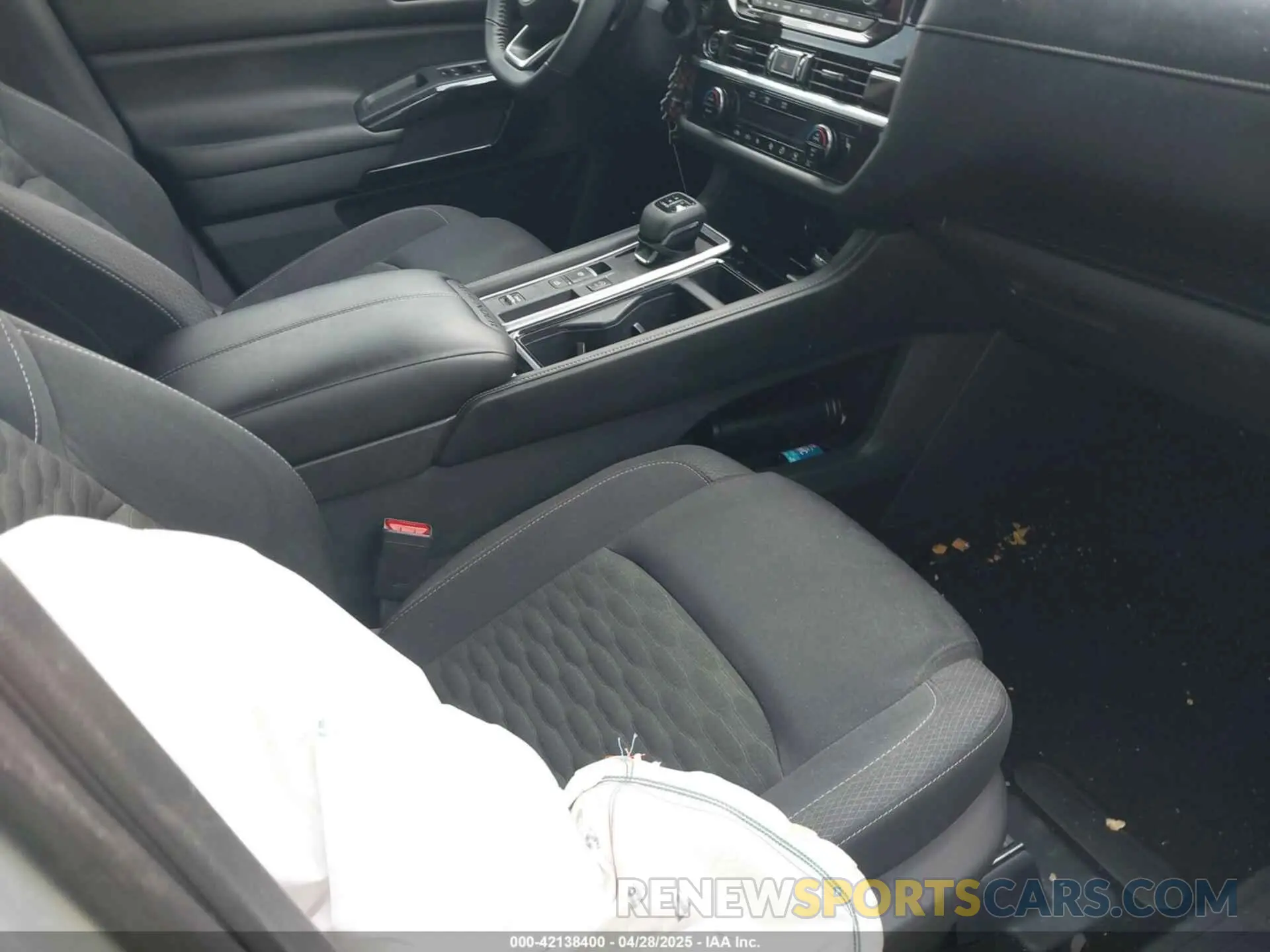 5 fotografías del automóvil dañado 5N1DR3BB1RC254881 NISSAN PATHFINDER 2024