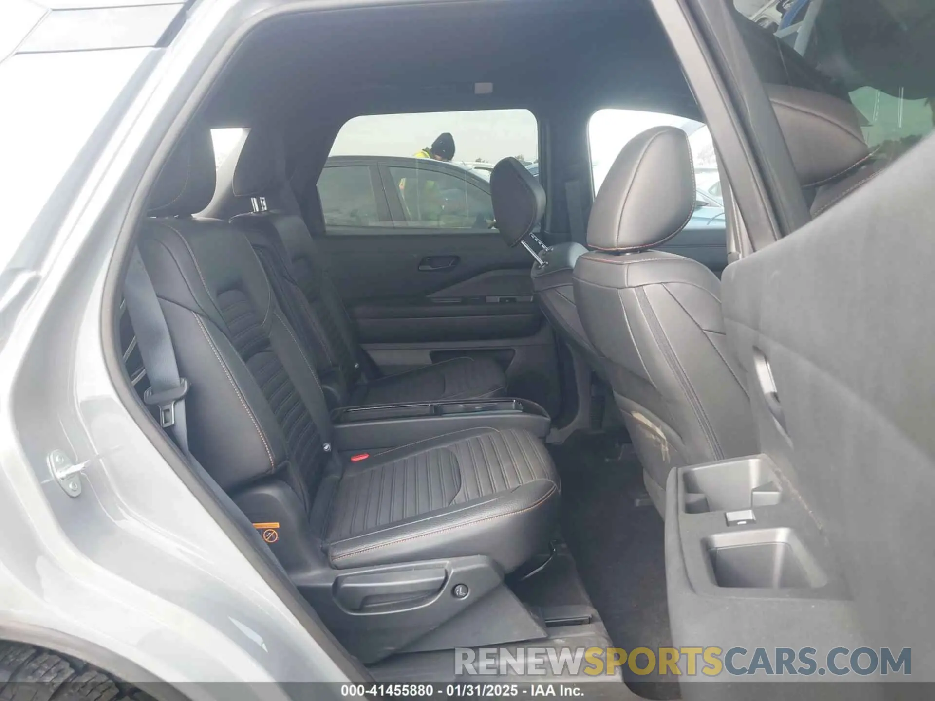 8 fotografías del automóvil dañado 5N1DR3BD2RC251313 NISSAN PATHFINDER 2024