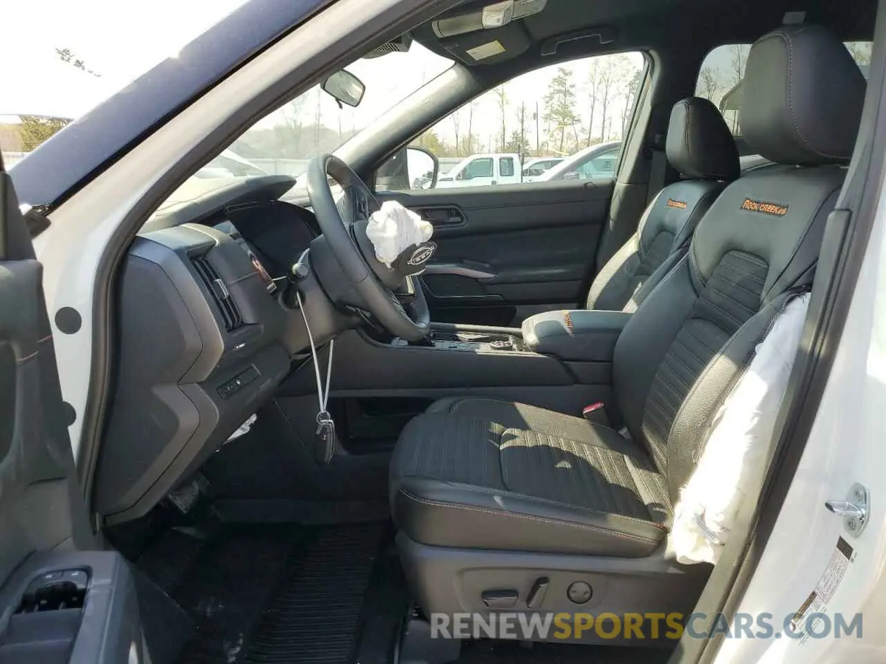 7 fotografías del automóvil dañado 5N1DR3BD2RC287650 NISSAN PATHFINDER 2024