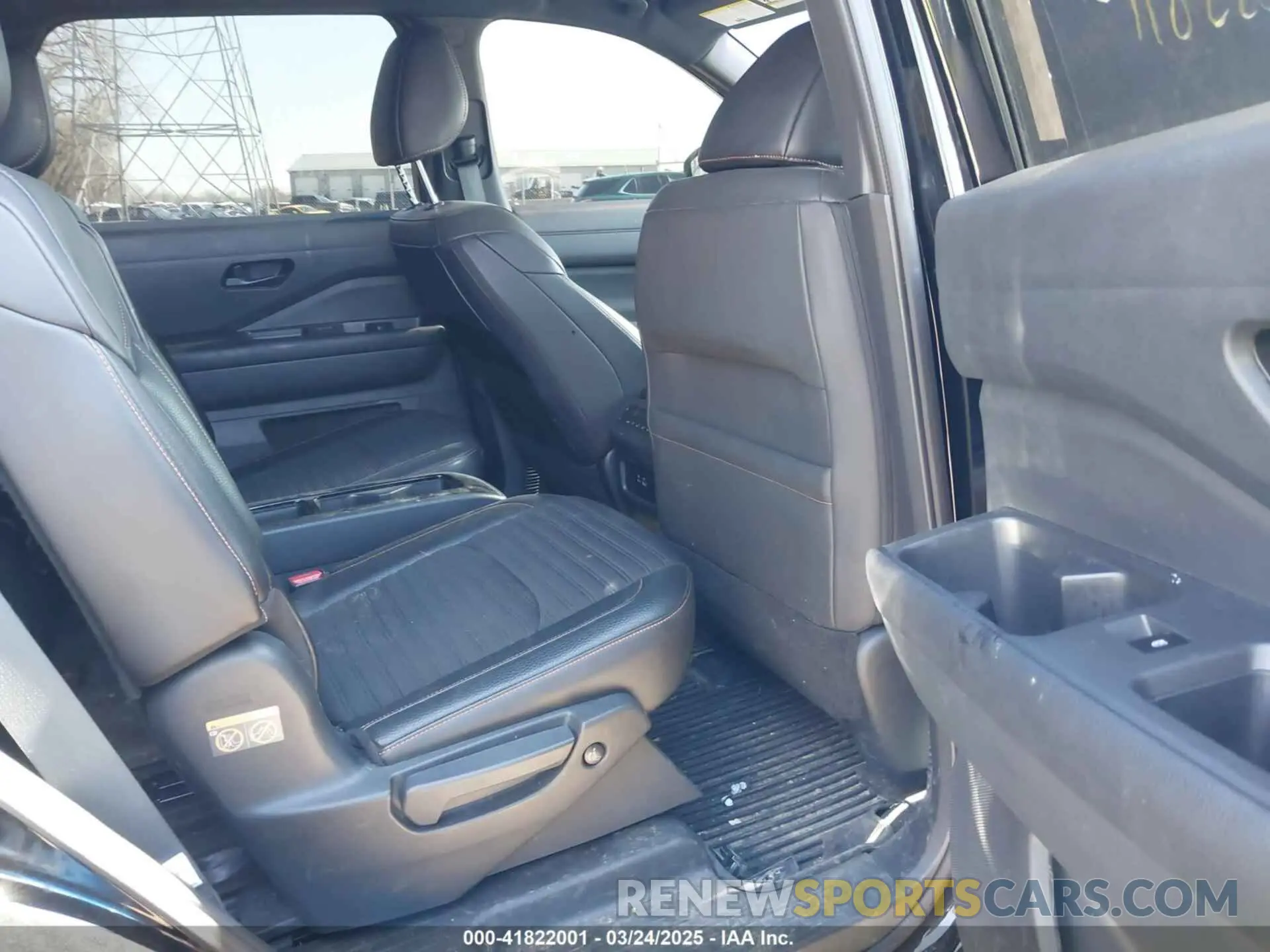 8 fotografías del automóvil dañado 5N1DR3BD4RC280165 NISSAN PATHFINDER 2024