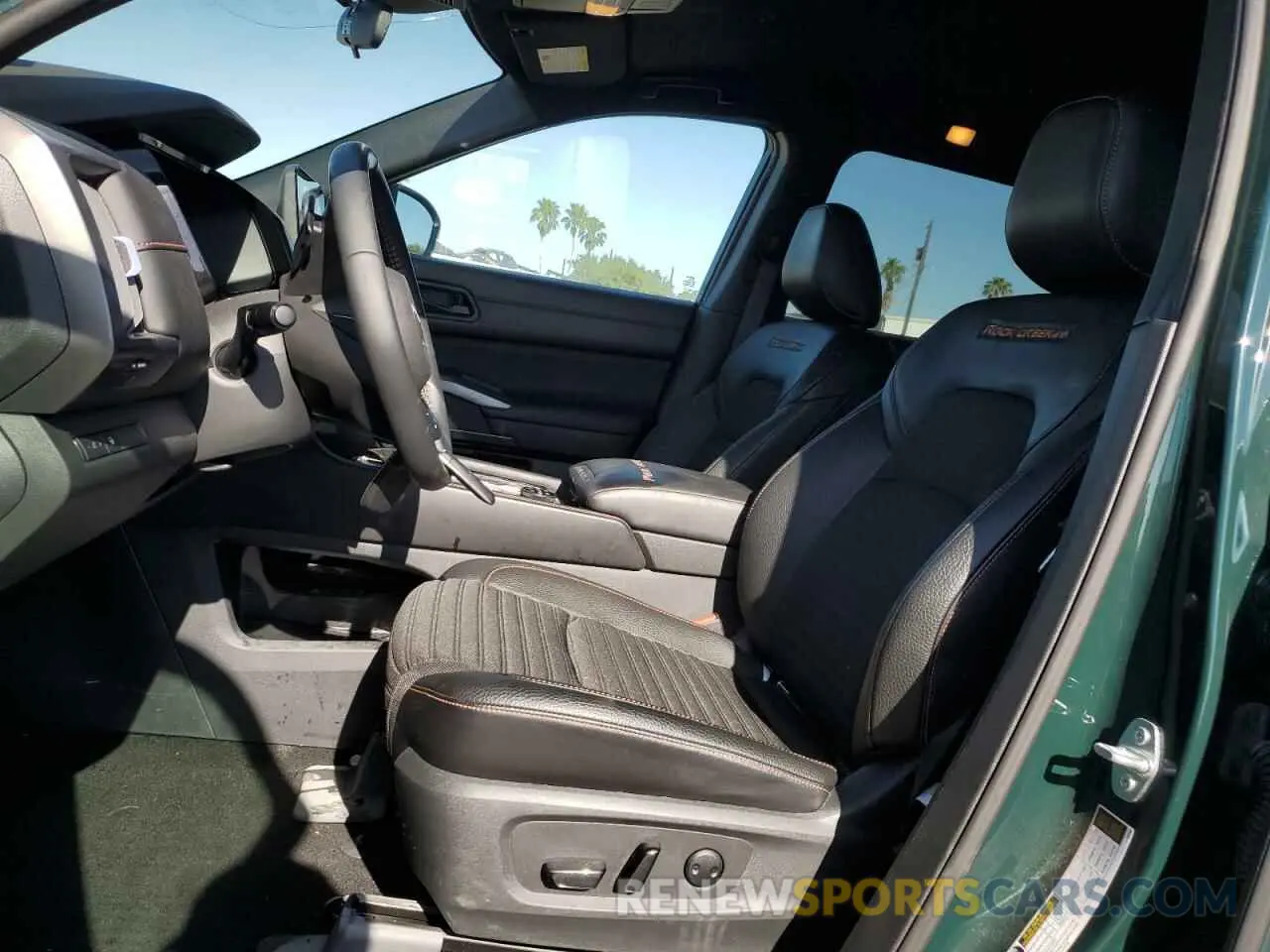 7 fotografías del automóvil dañado 5N1DR3BD7RC243174 NISSAN PATHFINDER 2024