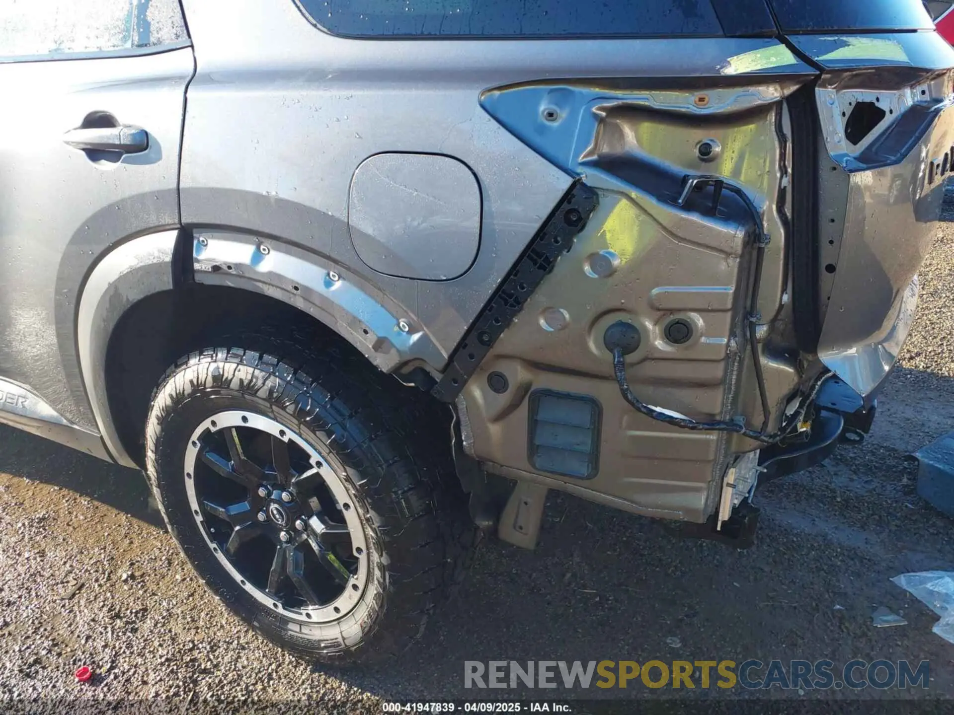 19 fotografías del automóvil dañado 5N1DR3BD8RC291069 NISSAN PATHFINDER 2024
