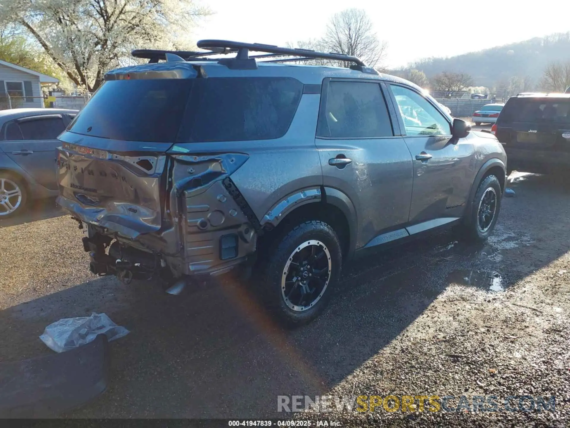 4 fotografías del automóvil dañado 5N1DR3BD8RC291069 NISSAN PATHFINDER 2024