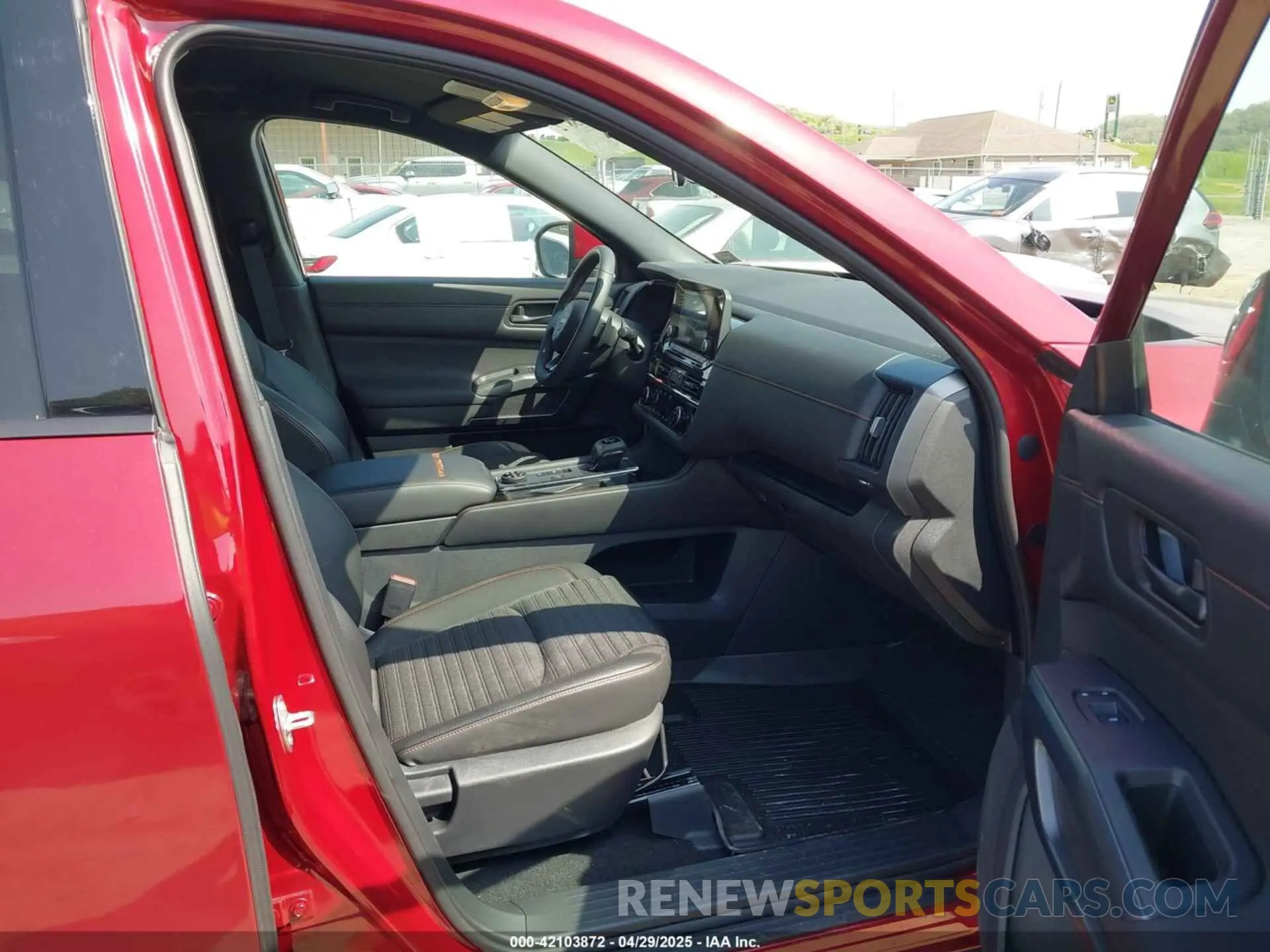 5 fotografías del automóvil dañado 5N1DR3BD8RC297860 NISSAN PATHFINDER 2024