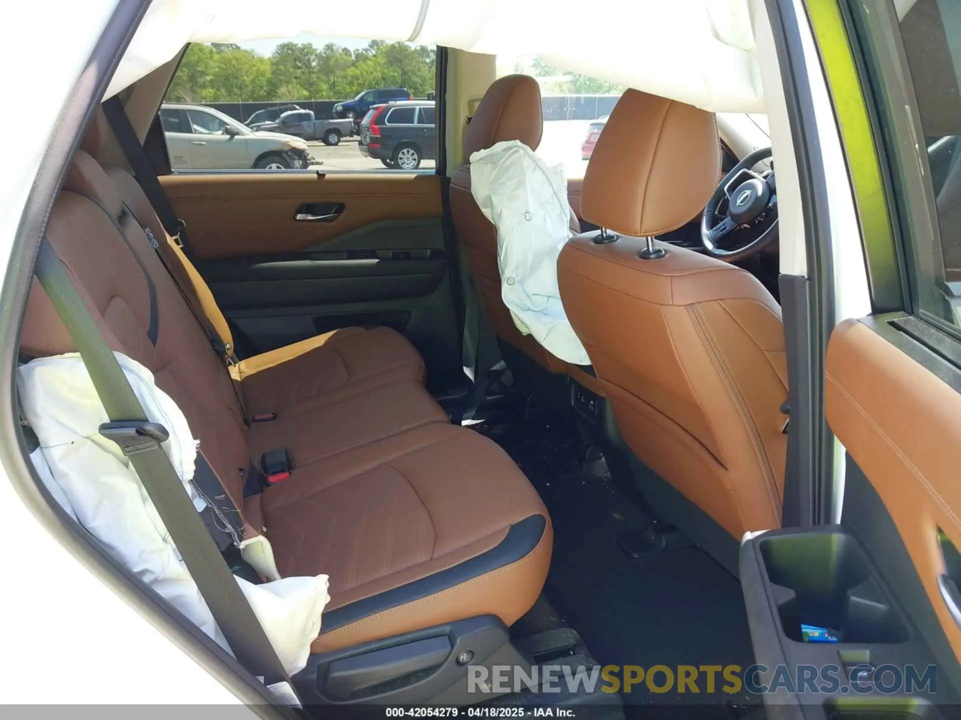 8 fotografías del automóvil dañado 5N1DR3DG4RC219941 NISSAN PATHFINDER 2024