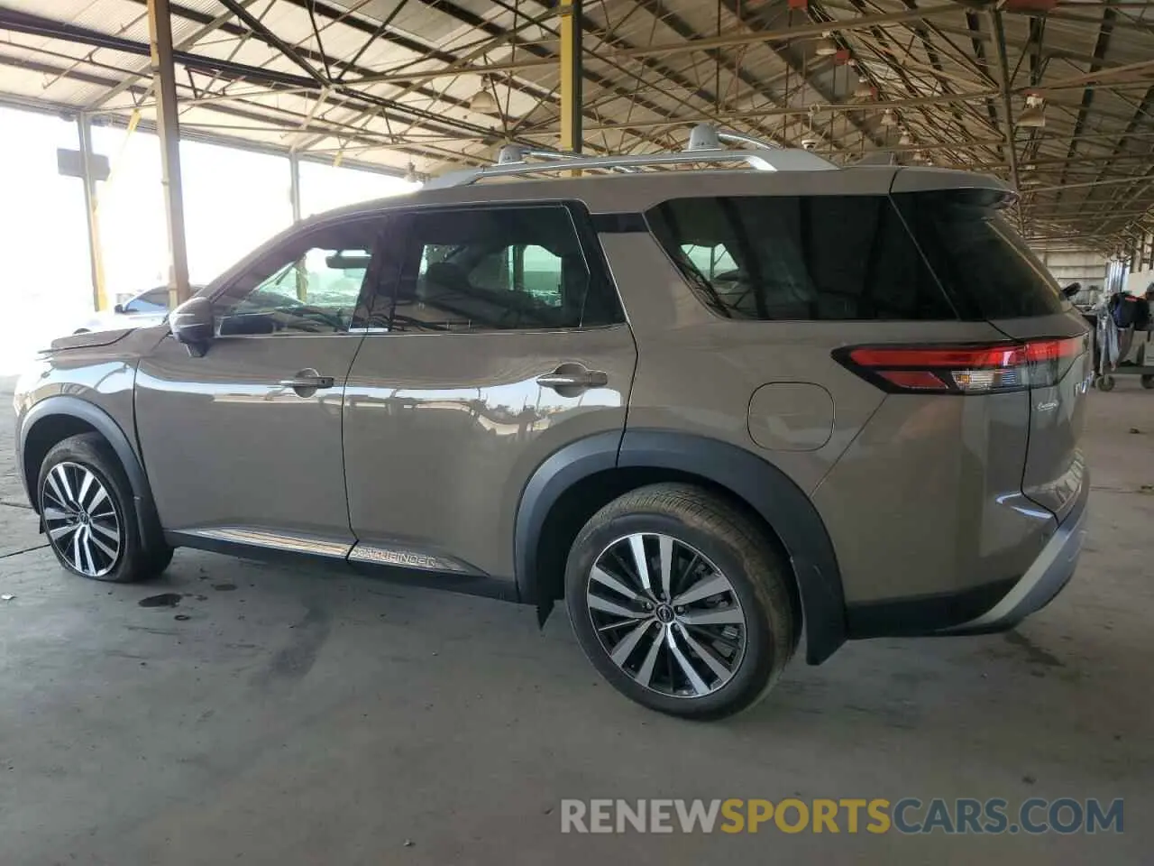 2 fotografías del automóvil dañado 5N1DR3DH9RC262180 NISSAN PATHFINDER 2024