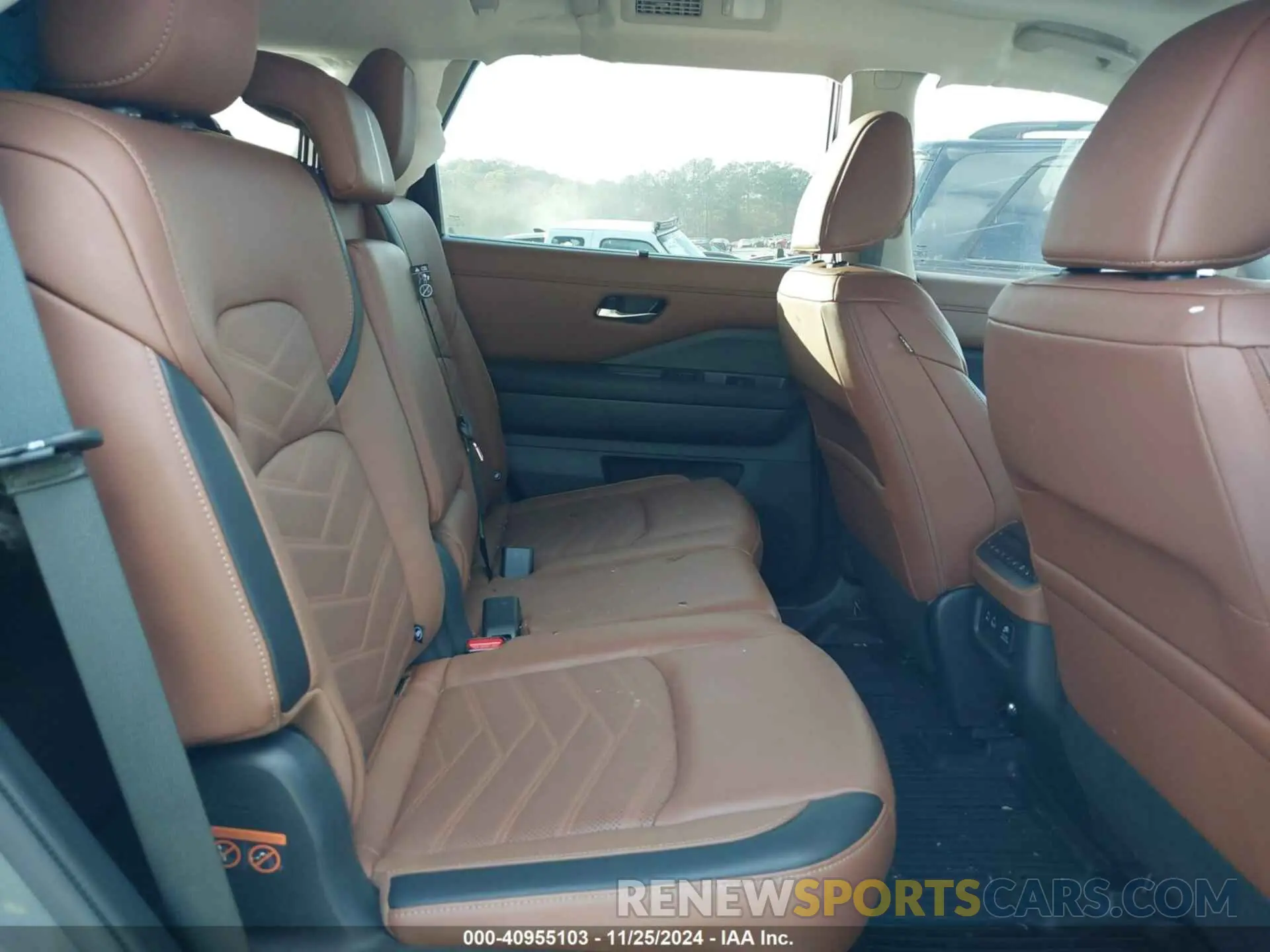8 fotografías del automóvil dañado 5N1DR3DJ5RC204103 NISSAN PATHFINDER 2024