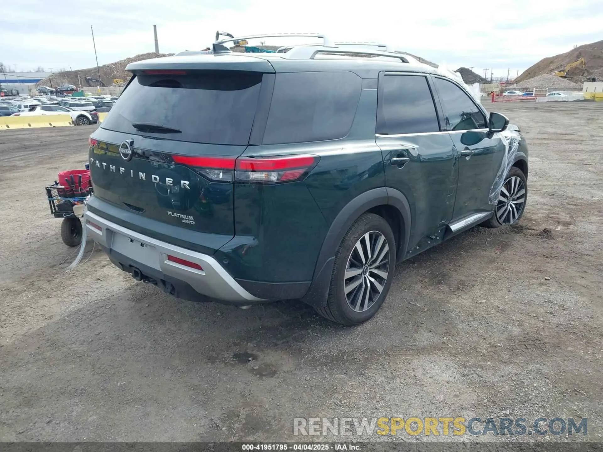 4 fotografías del automóvil dañado 5N1DR3DJ7RC299781 NISSAN PATHFINDER 2024