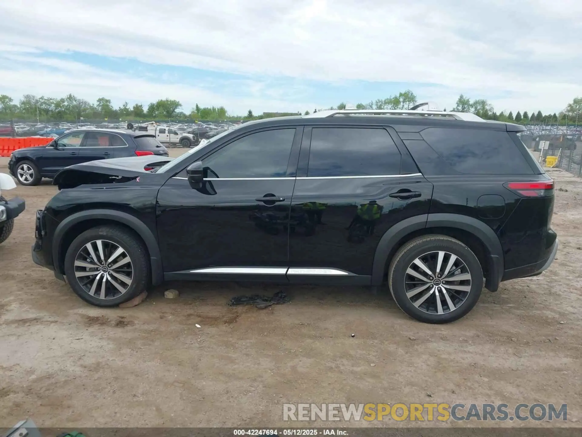 14 fotografías del automóvil dañado 5N1DR3DKXRC257288 NISSAN PATHFINDER 2024