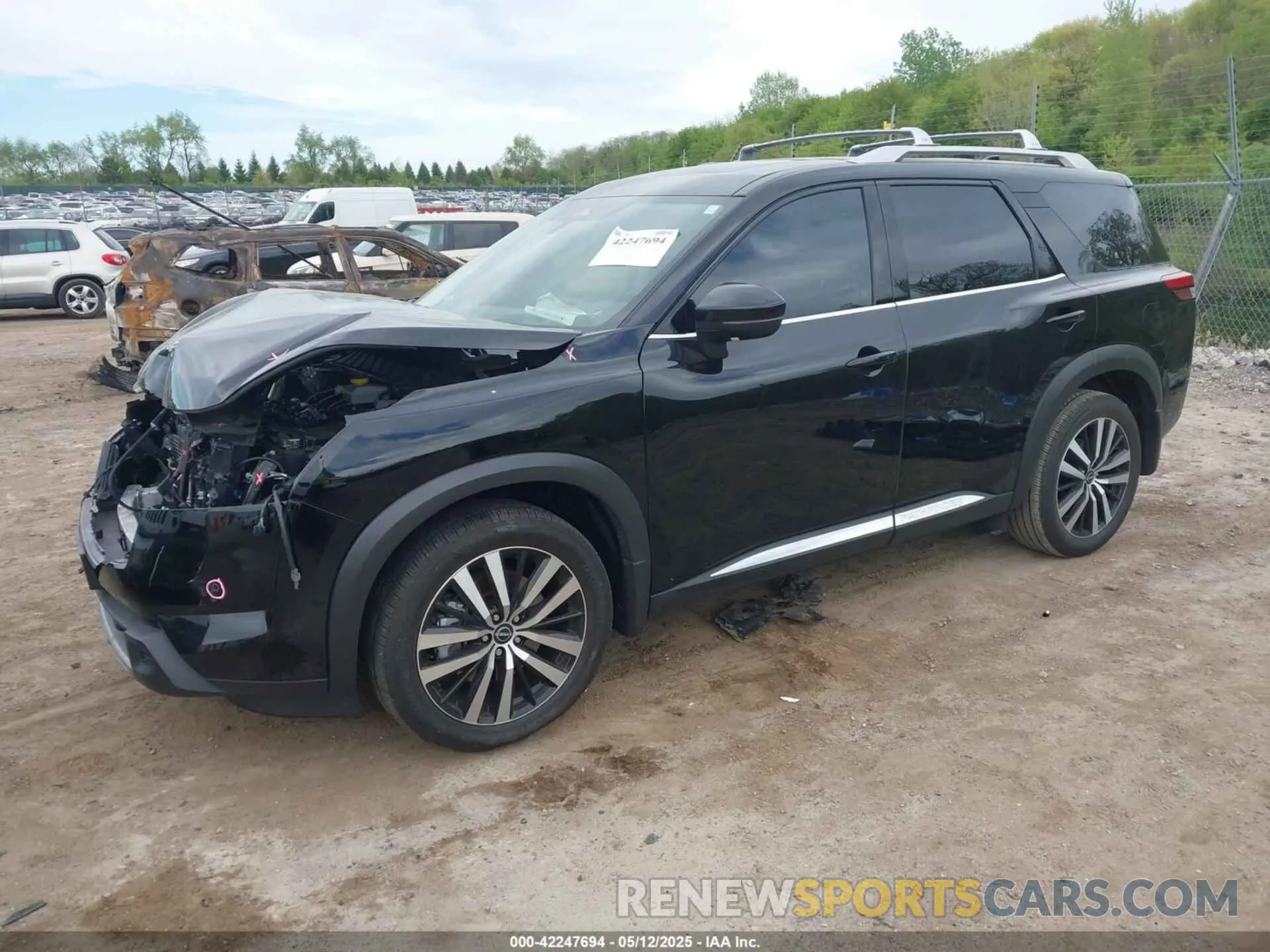 2 fotografías del automóvil dañado 5N1DR3DKXRC257288 NISSAN PATHFINDER 2024