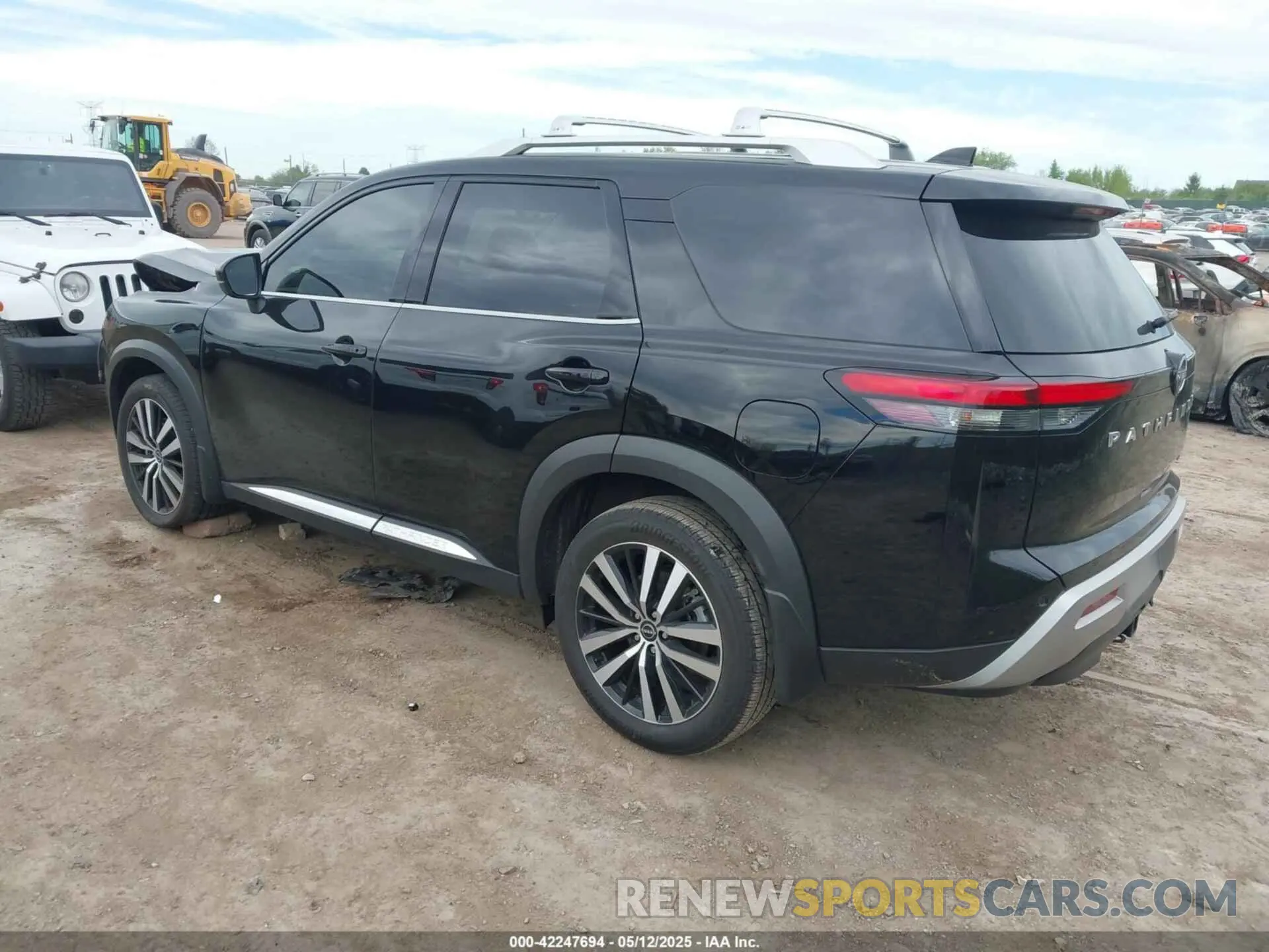 3 fotografías del automóvil dañado 5N1DR3DKXRC257288 NISSAN PATHFINDER 2024