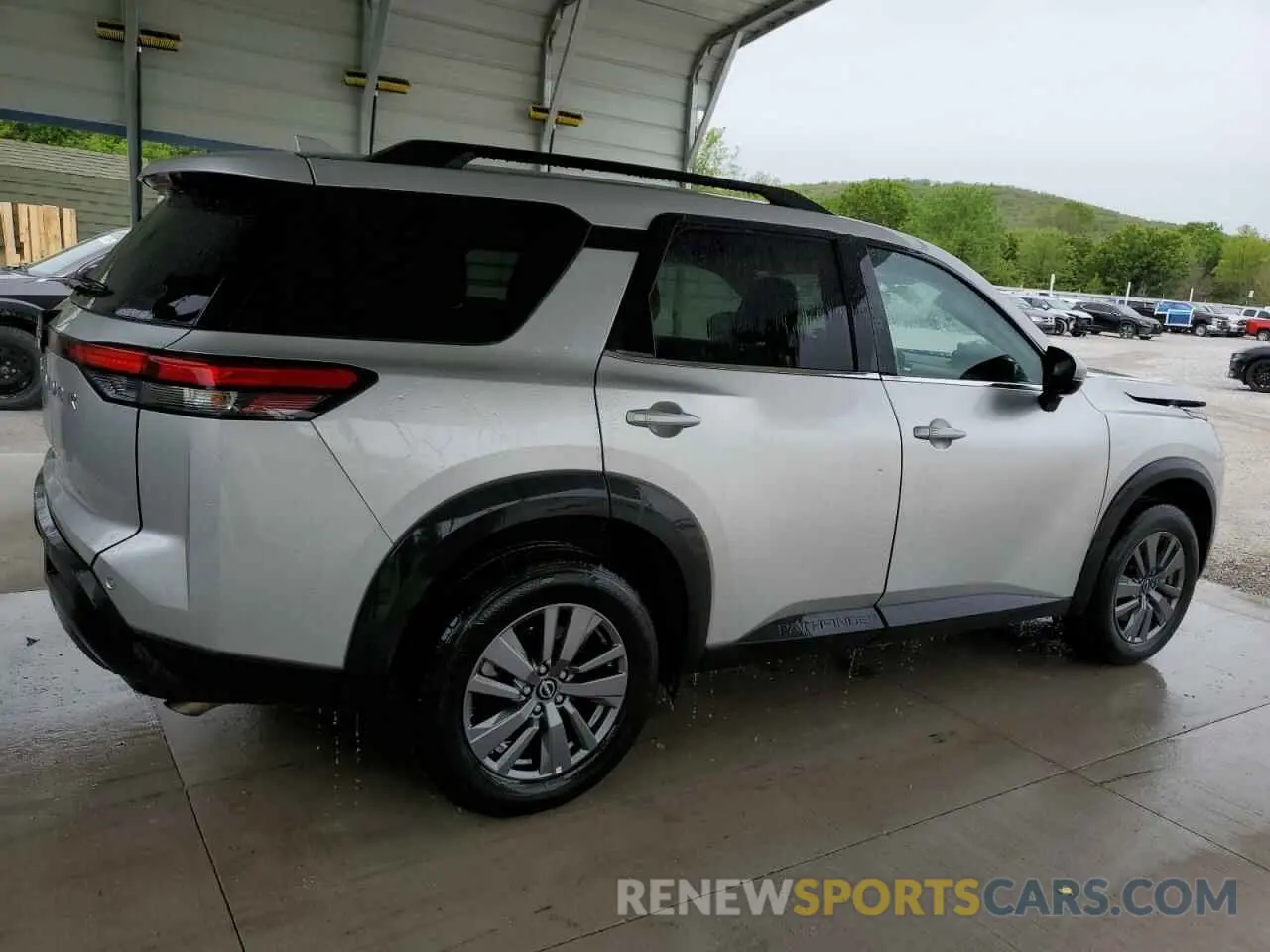3 fotografías del automóvil dañado 5N1DR3BA0SC210304 NISSAN PATHFINDER 2025