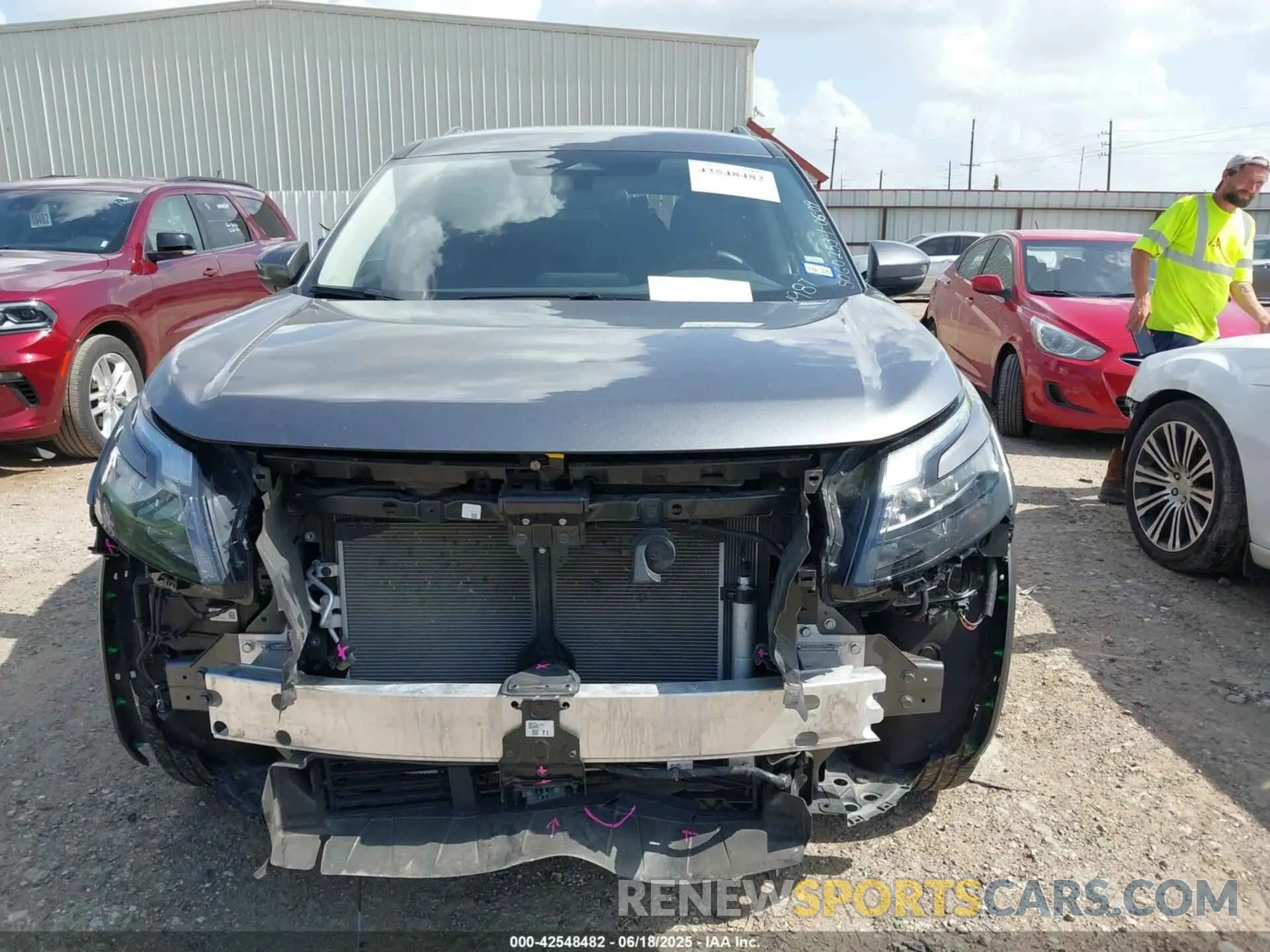 13 fotografías del automóvil dañado 5N1DR3BA4SC211987 NISSAN PATHFINDER 2025
