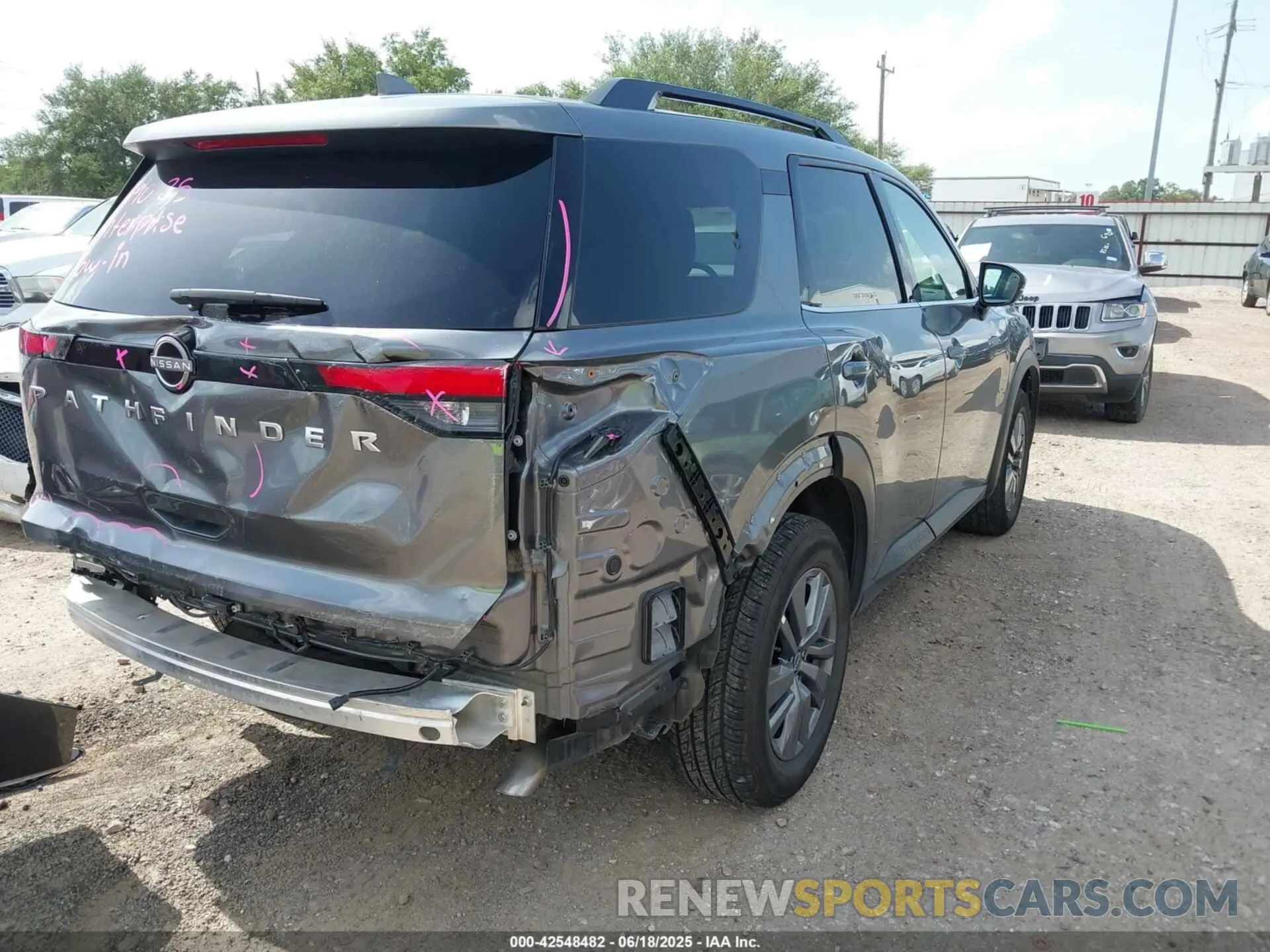 4 fotografías del automóvil dañado 5N1DR3BA4SC211987 NISSAN PATHFINDER 2025
