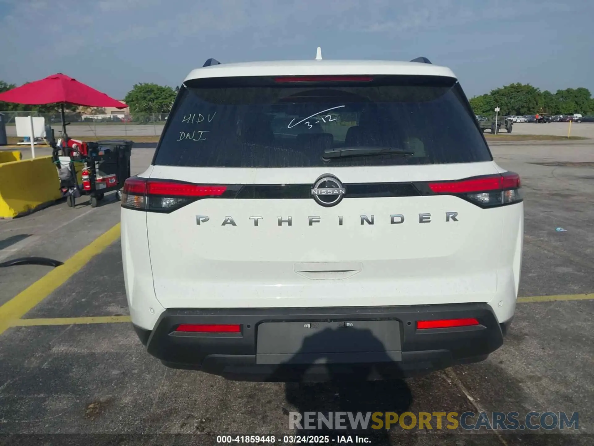 17 fotografías del automóvil dañado 5N1DR3BA6SC227415 NISSAN PATHFINDER 2025