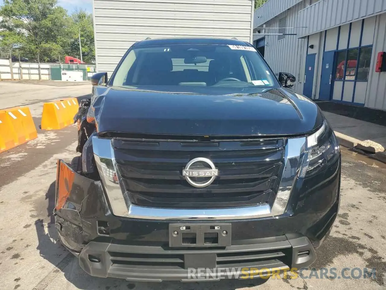 5 fotografías del automóvil dañado 5N1DR3BC6SC208493 NISSAN PATHFINDER 2025