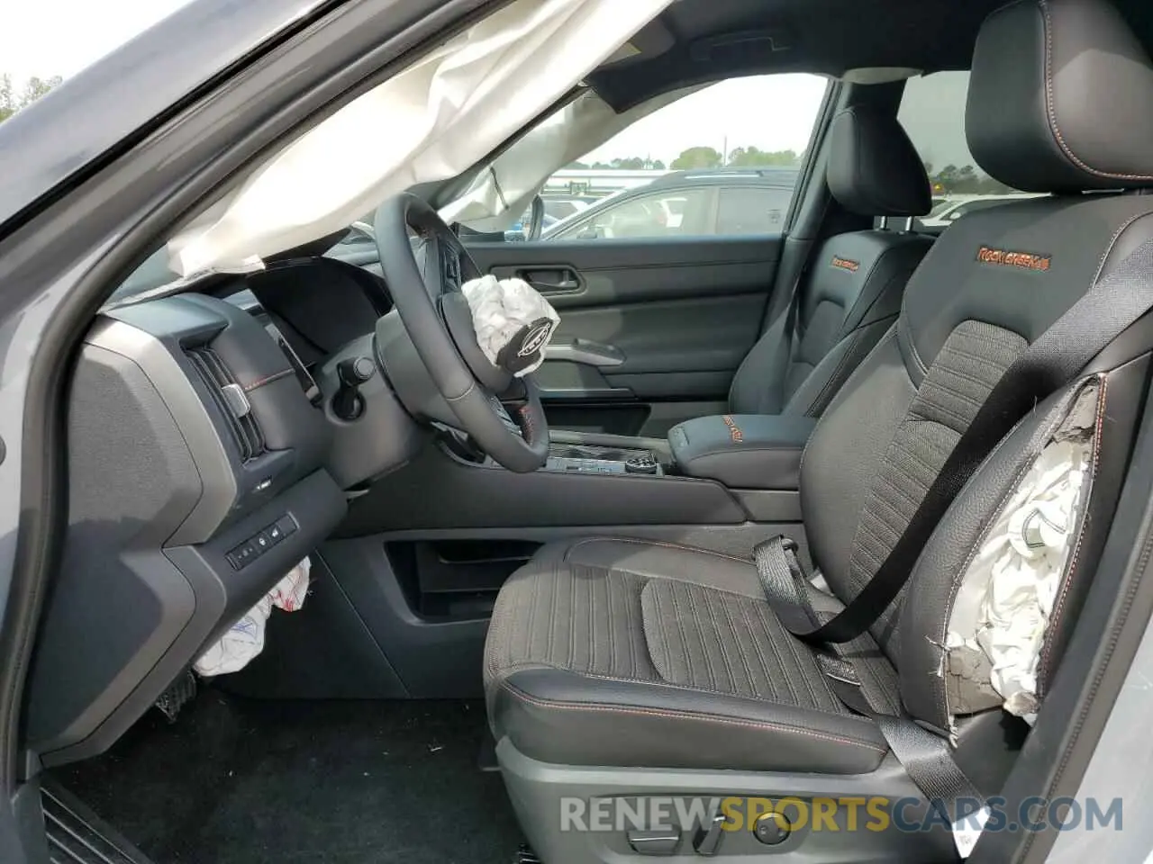7 fotografías del automóvil dañado 5N1DR3BD2SC202831 NISSAN PATHFINDER 2025