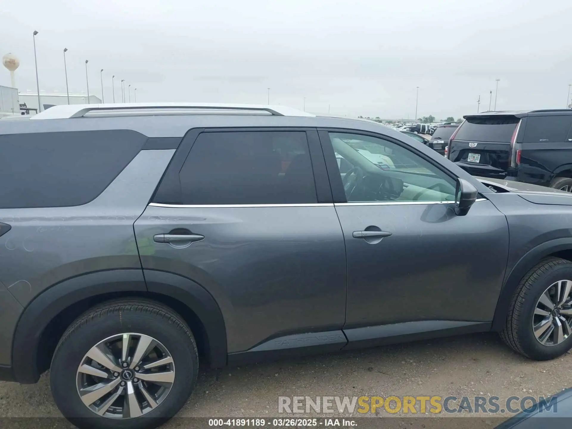 13 fotografías del automóvil dañado 5N1DR3CA7SC236512 NISSAN PATHFINDER 2025