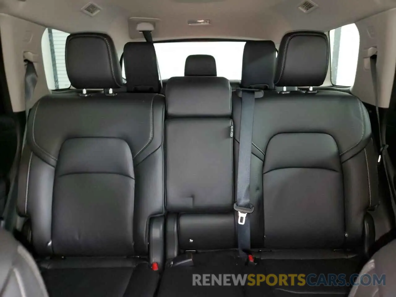 10 fotografías del automóvil dañado 5N1DR3CC2SC228707 NISSAN PATHFINDER 2025