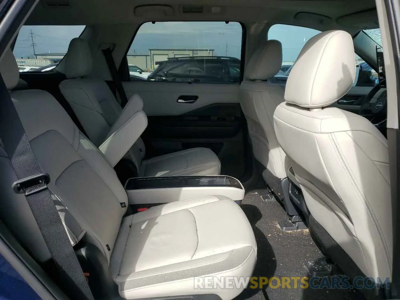 11 fotografías del automóvil dañado 5N1DR3CD4SC214039 NISSAN PATHFINDER 2025