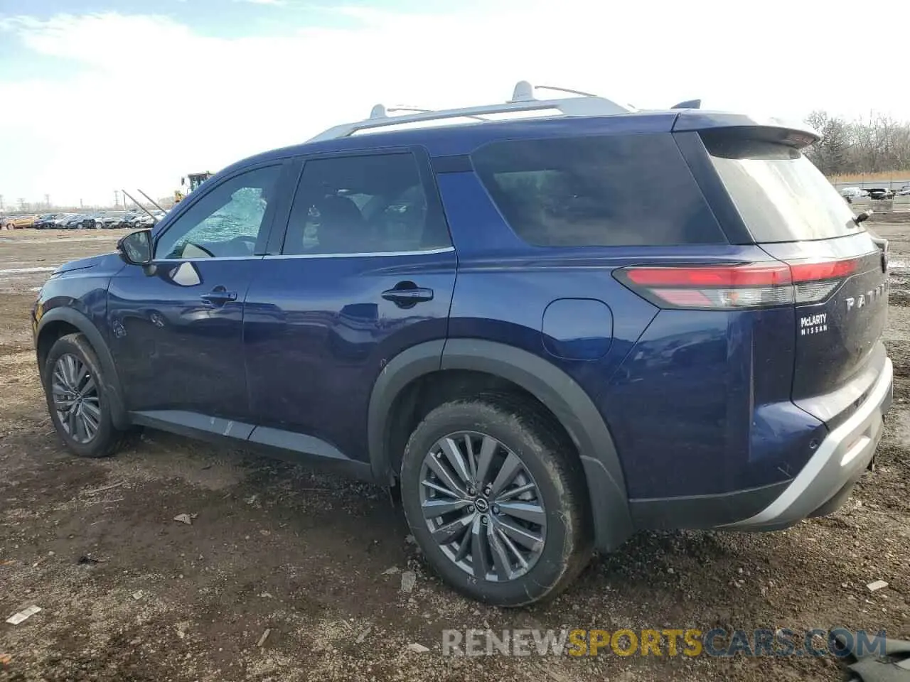 2 fotografías del automóvil dañado 5N1DR3CD4SC214039 NISSAN PATHFINDER 2025