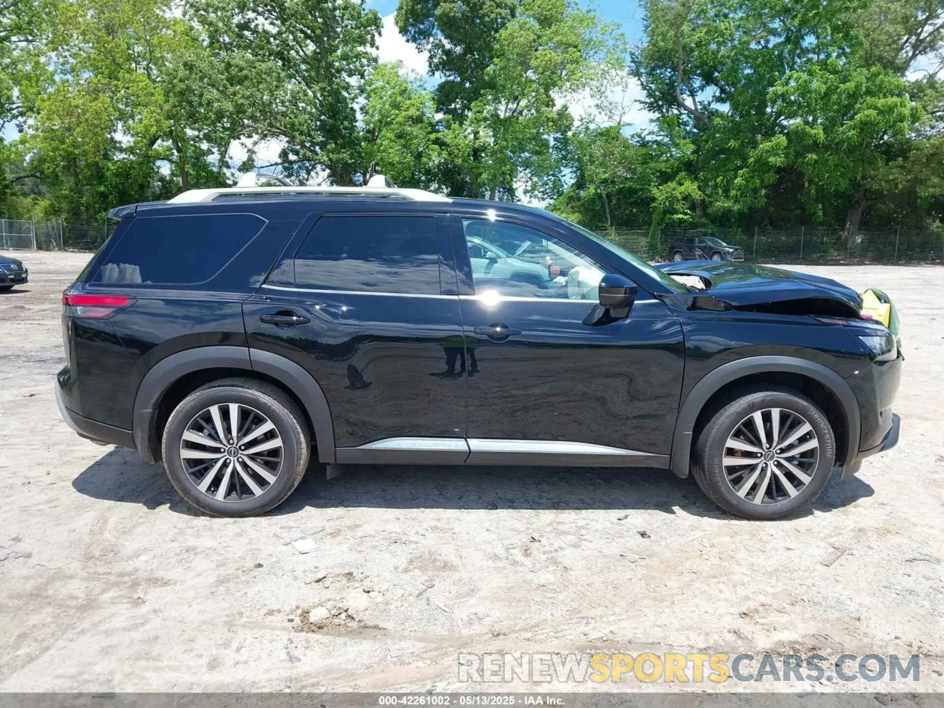 13 fotografías del automóvil dañado 5N1DR3DH8SC224770 NISSAN PATHFINDER 2025