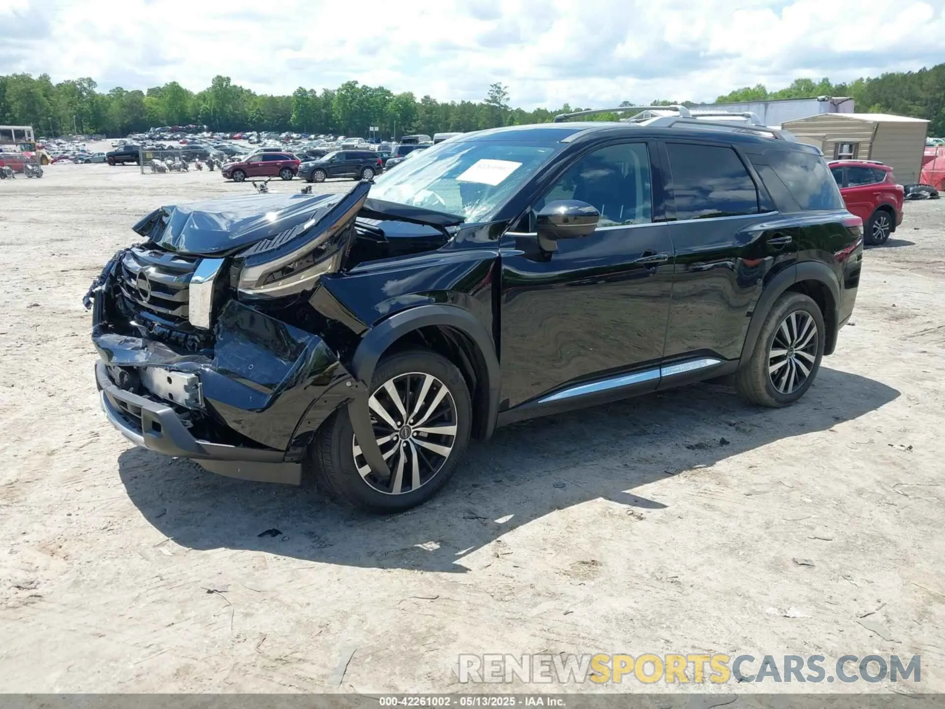 2 fotografías del automóvil dañado 5N1DR3DH8SC224770 NISSAN PATHFINDER 2025