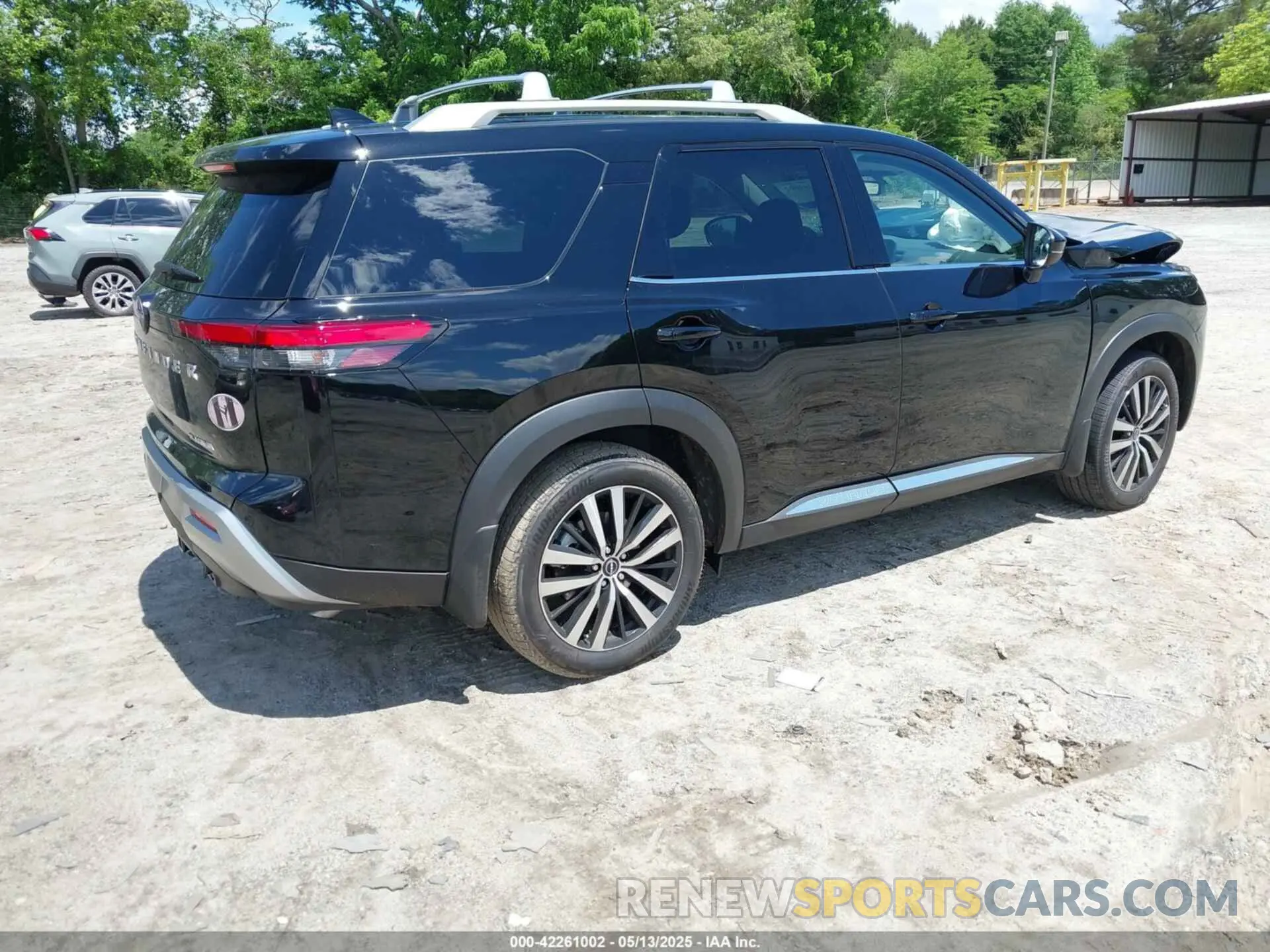 4 fotografías del automóvil dañado 5N1DR3DH8SC224770 NISSAN PATHFINDER 2025