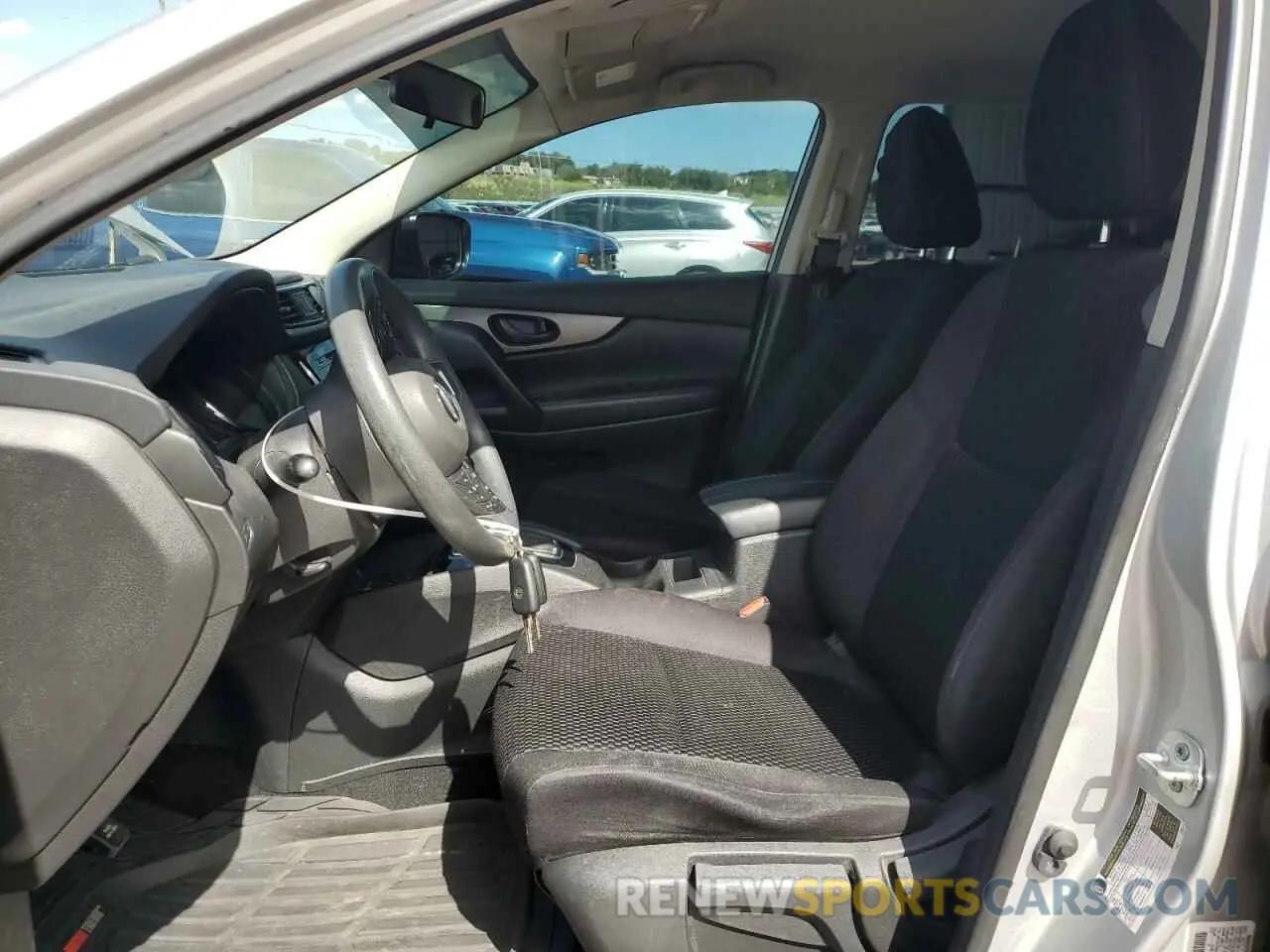7 fotografías del automóvil dañado JN1BJ1CR6HW134979 NISSAN ROGUE 2017