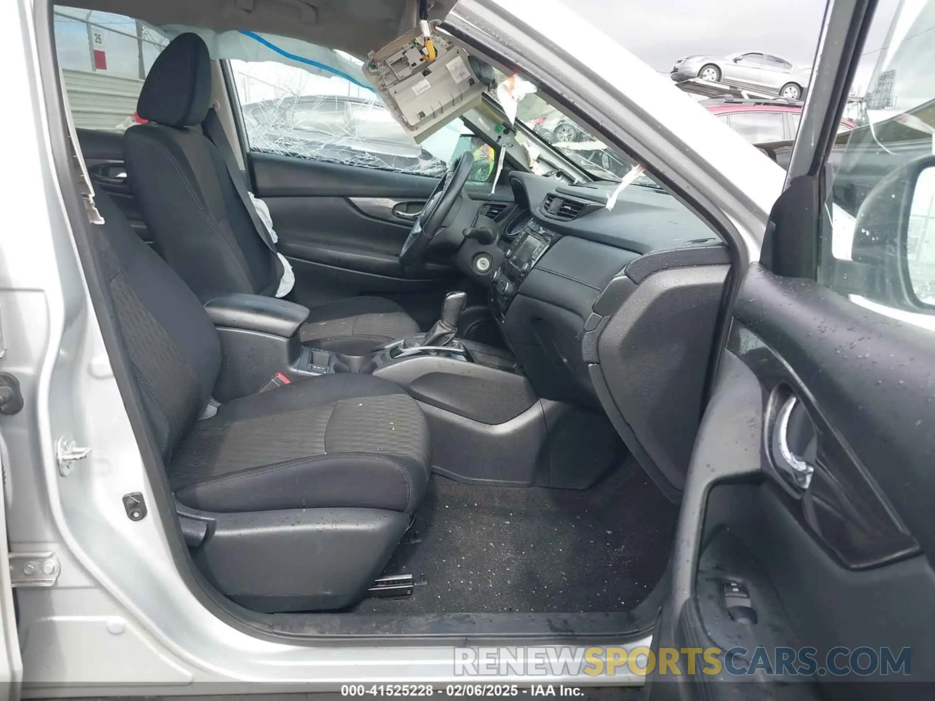 5 fotografías del automóvil dañado 5N1AT2MT0KC700500 NISSAN ROGUE 2019