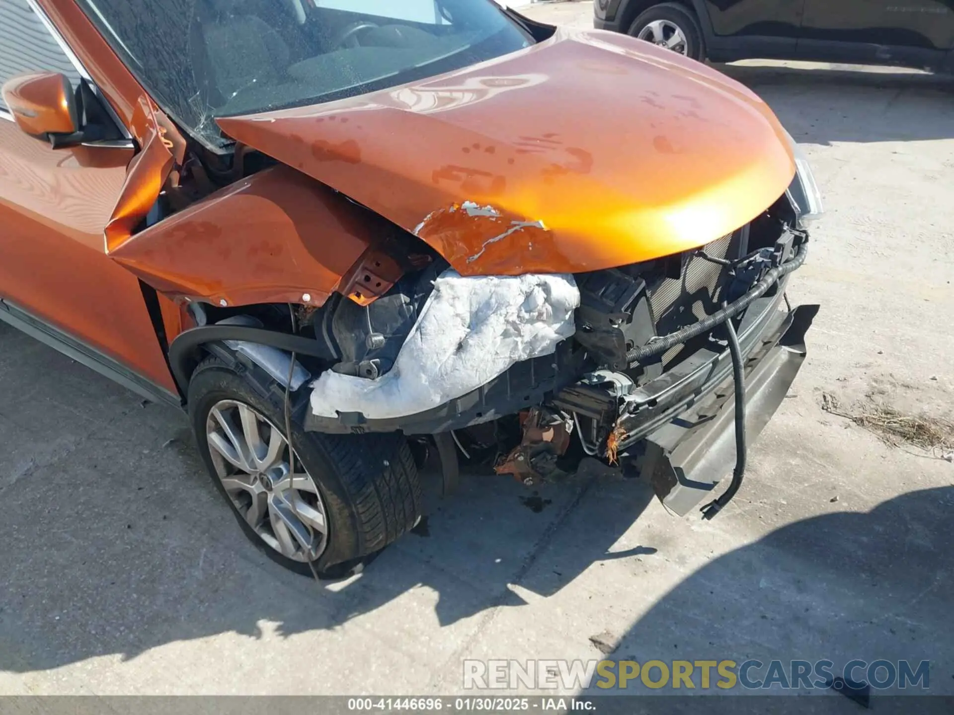 6 fotografías del automóvil dañado 5N1AT2MT0KC703638 NISSAN ROGUE 2019