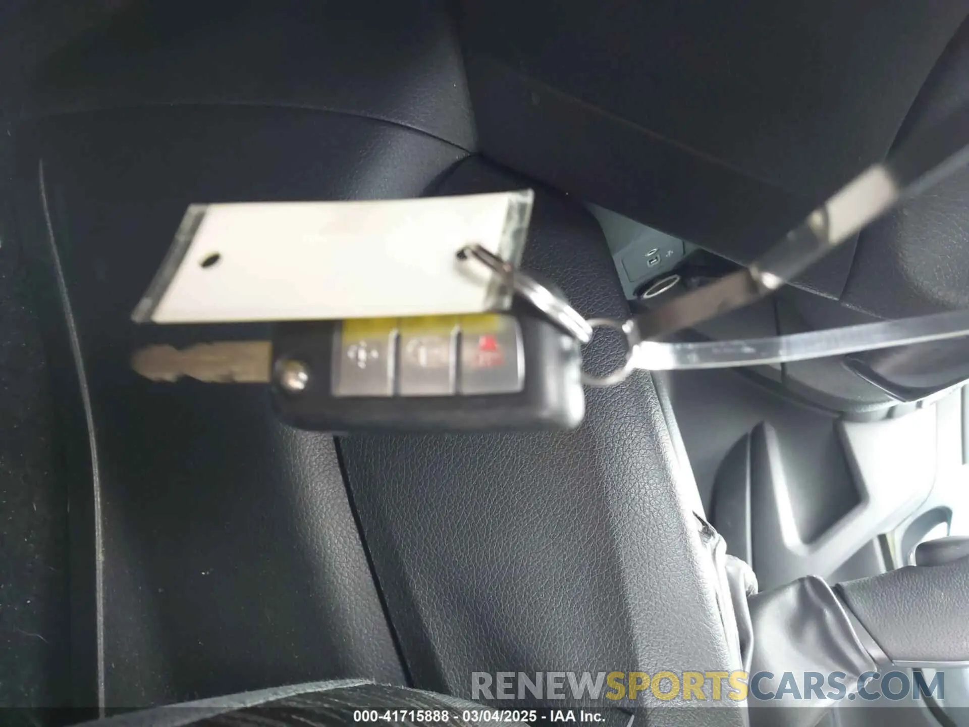 11 fotografías del automóvil dañado 5N1AT2MT0KC708984 NISSAN ROGUE 2019