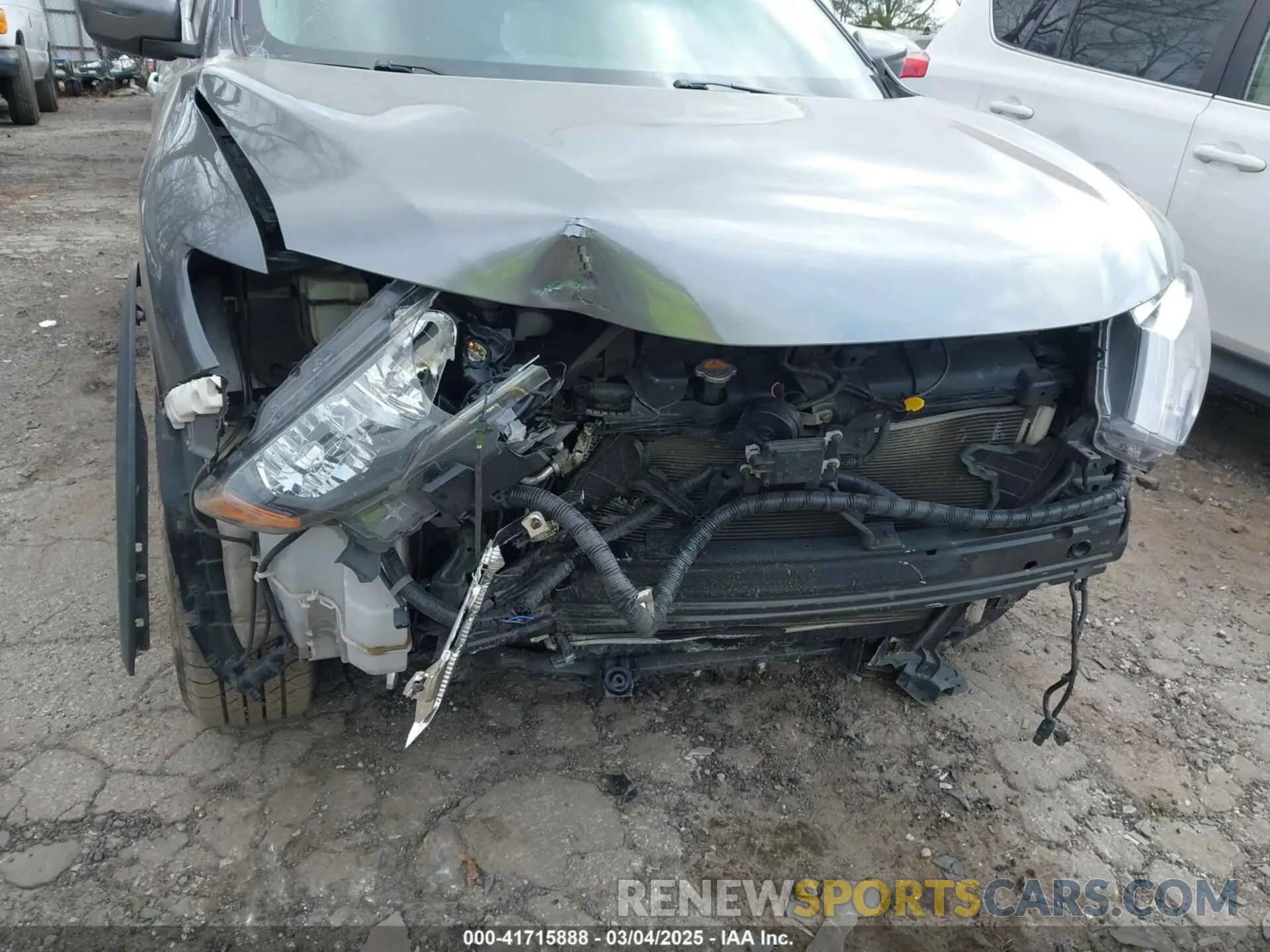 17 fotografías del automóvil dañado 5N1AT2MT0KC708984 NISSAN ROGUE 2019