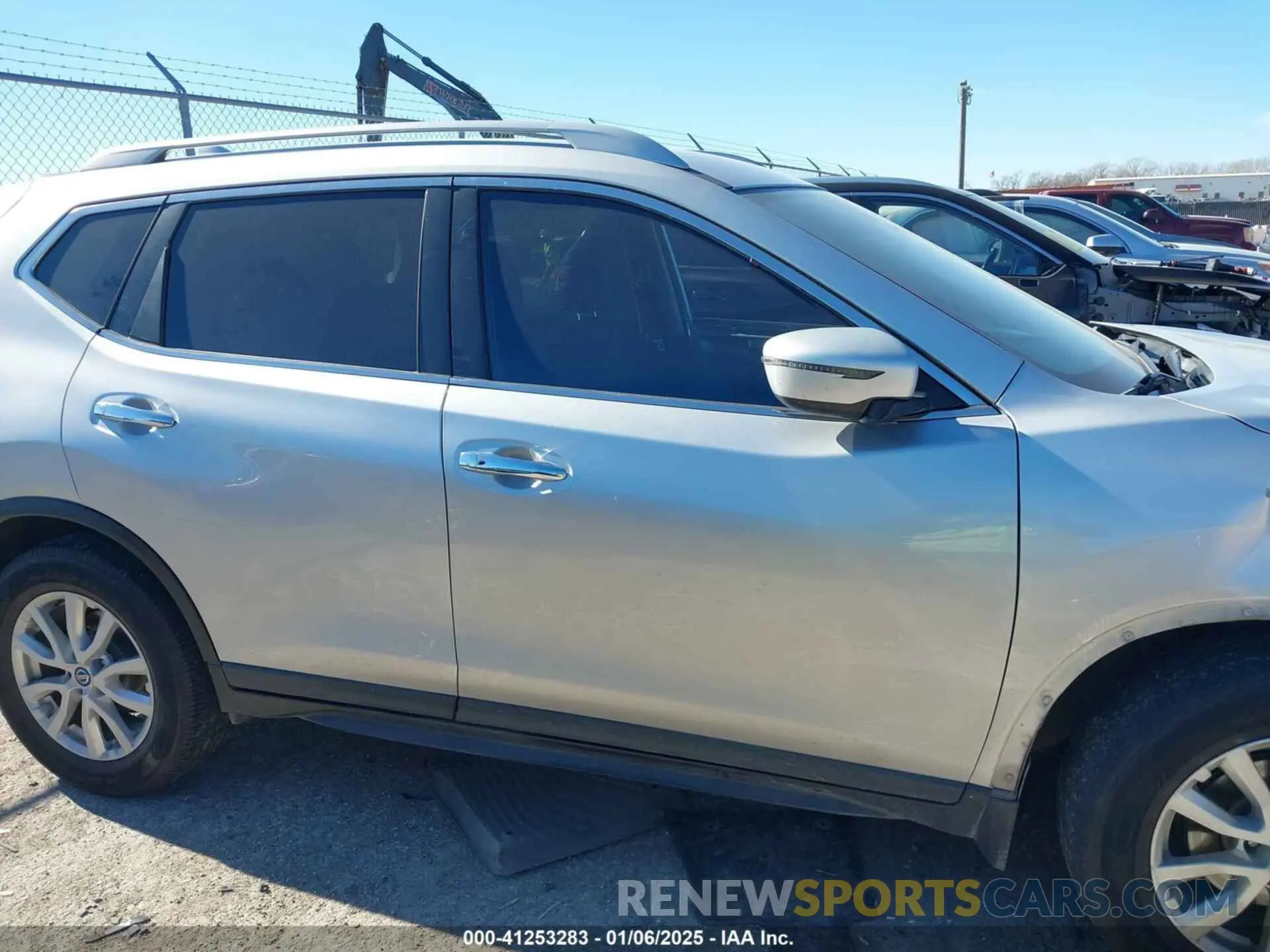 13 fotografías del automóvil dañado 5N1AT2MT0KC725929 NISSAN ROGUE 2019